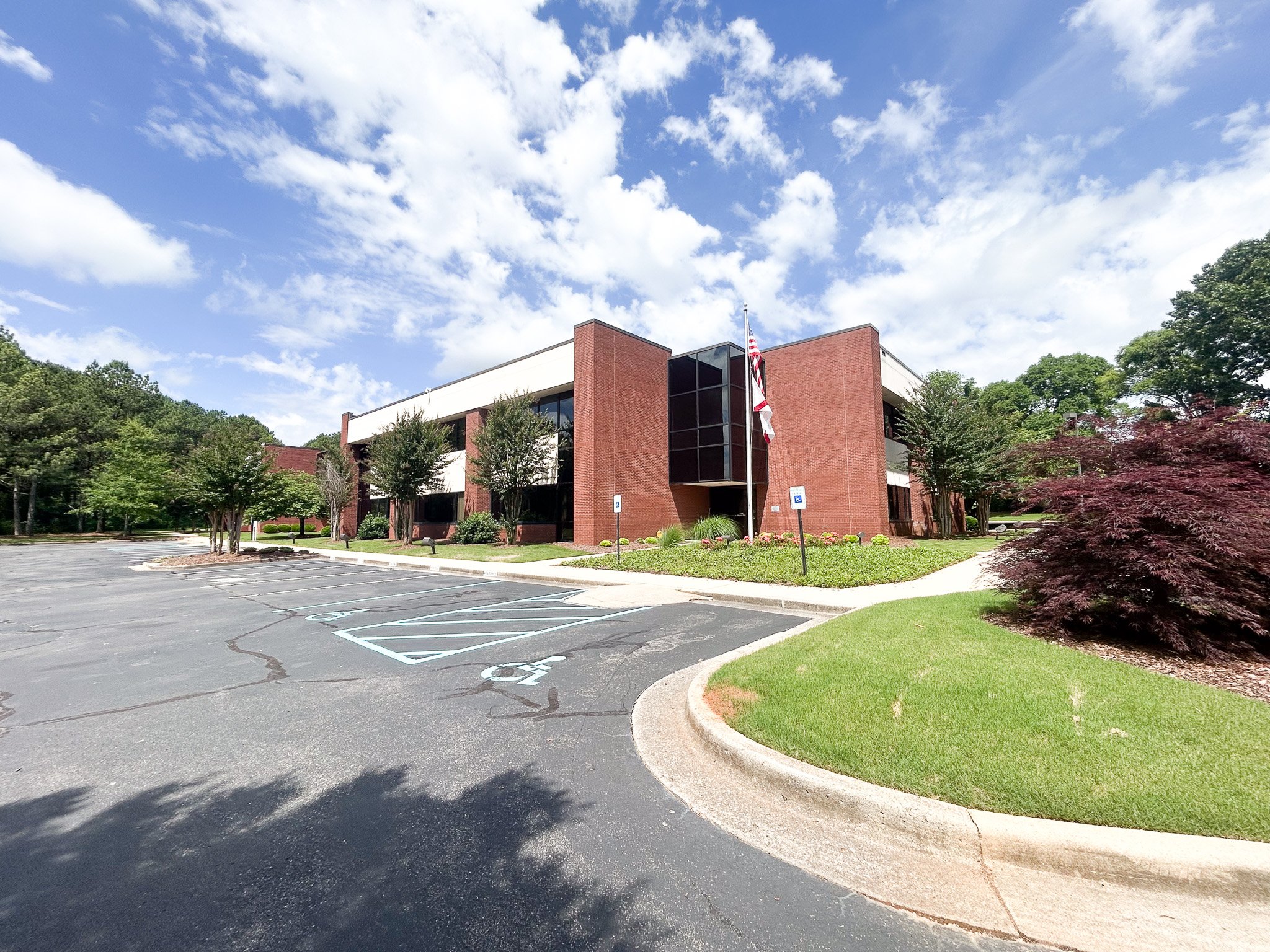 530 Discovery Dr NW, Huntsville, AL 35806