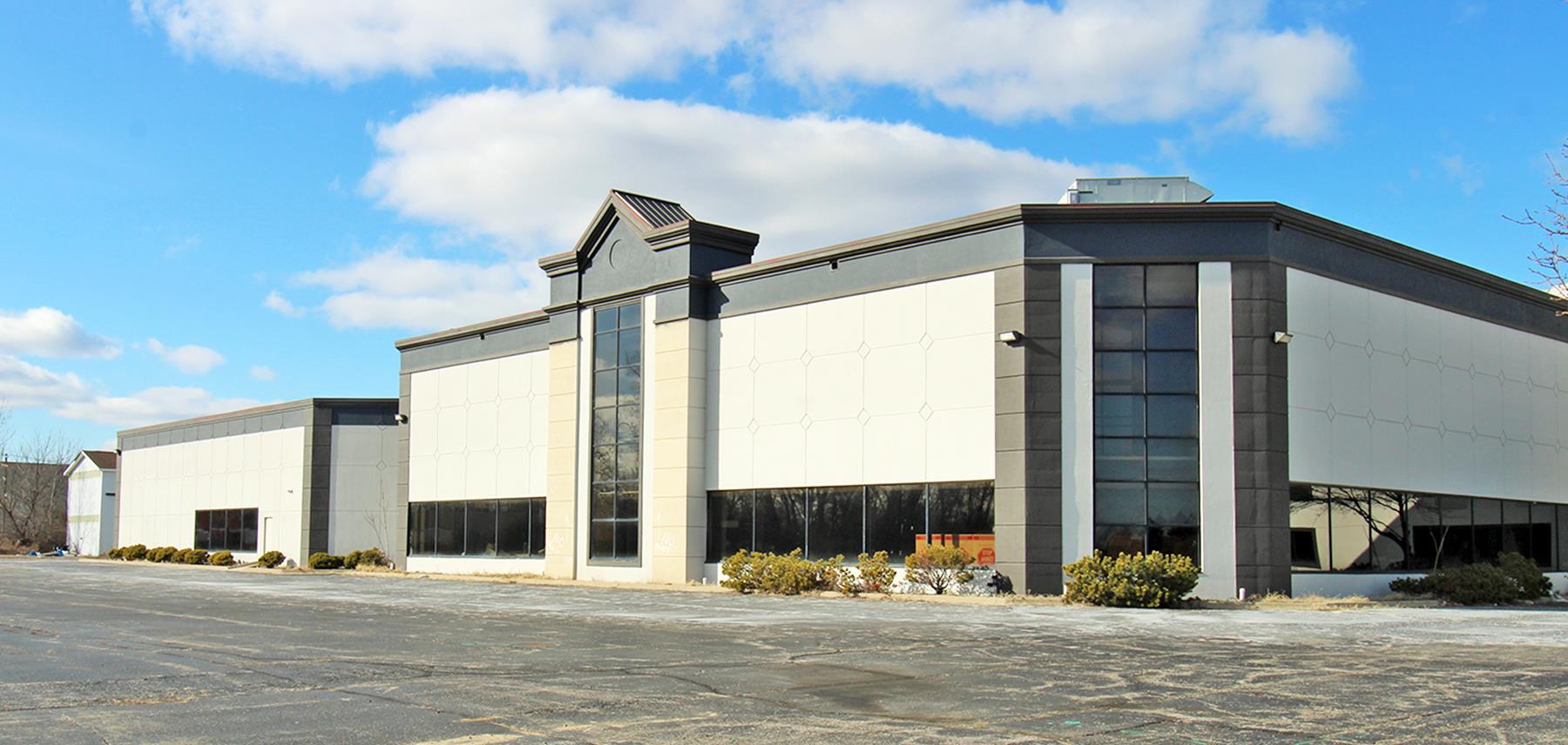 34911 Van Dyke Ave, Sterling Heights, MI 48312