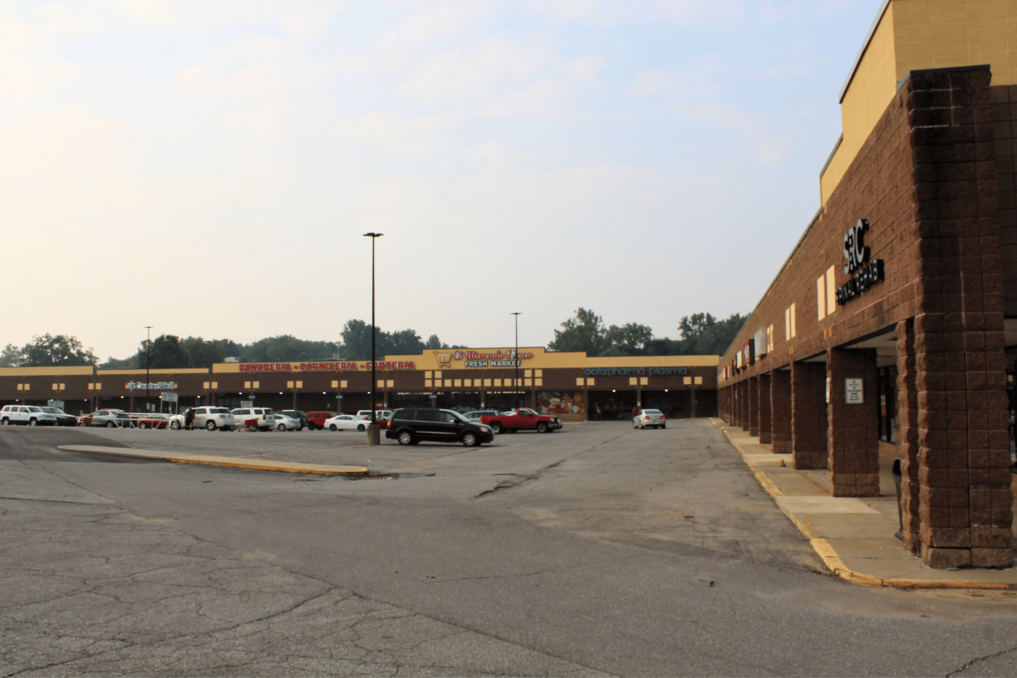 7523 State Ave, Kansas City, KS 66112