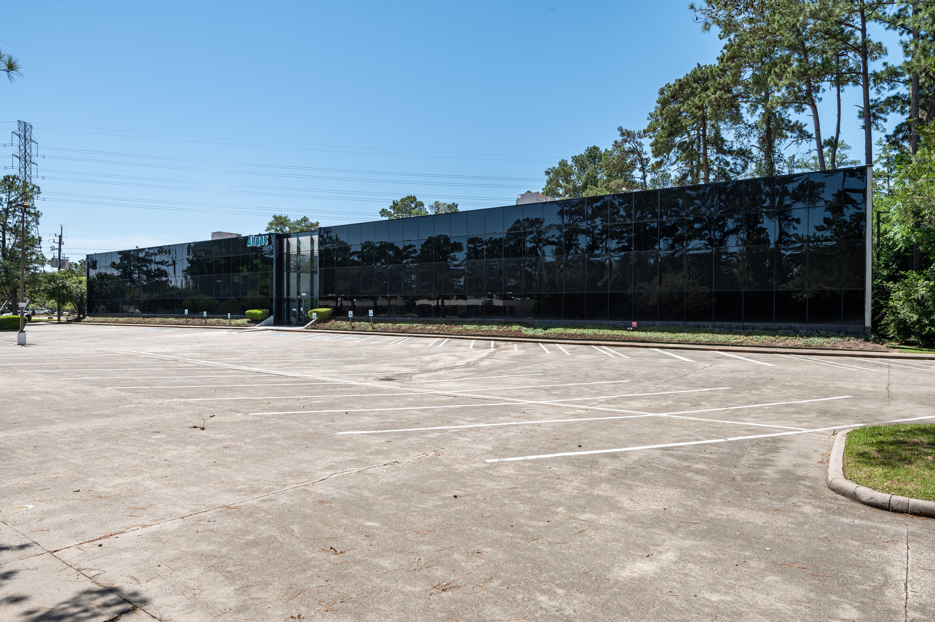25227 Grogans Mill Rd, The Woodlands, TX 77380