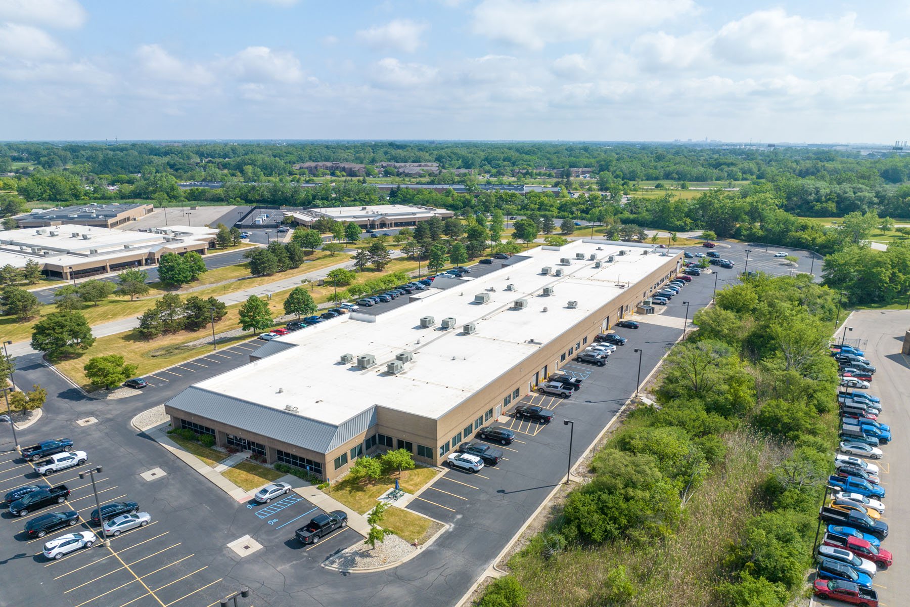 17225 Federal Dr, Allen Park, MI 48101