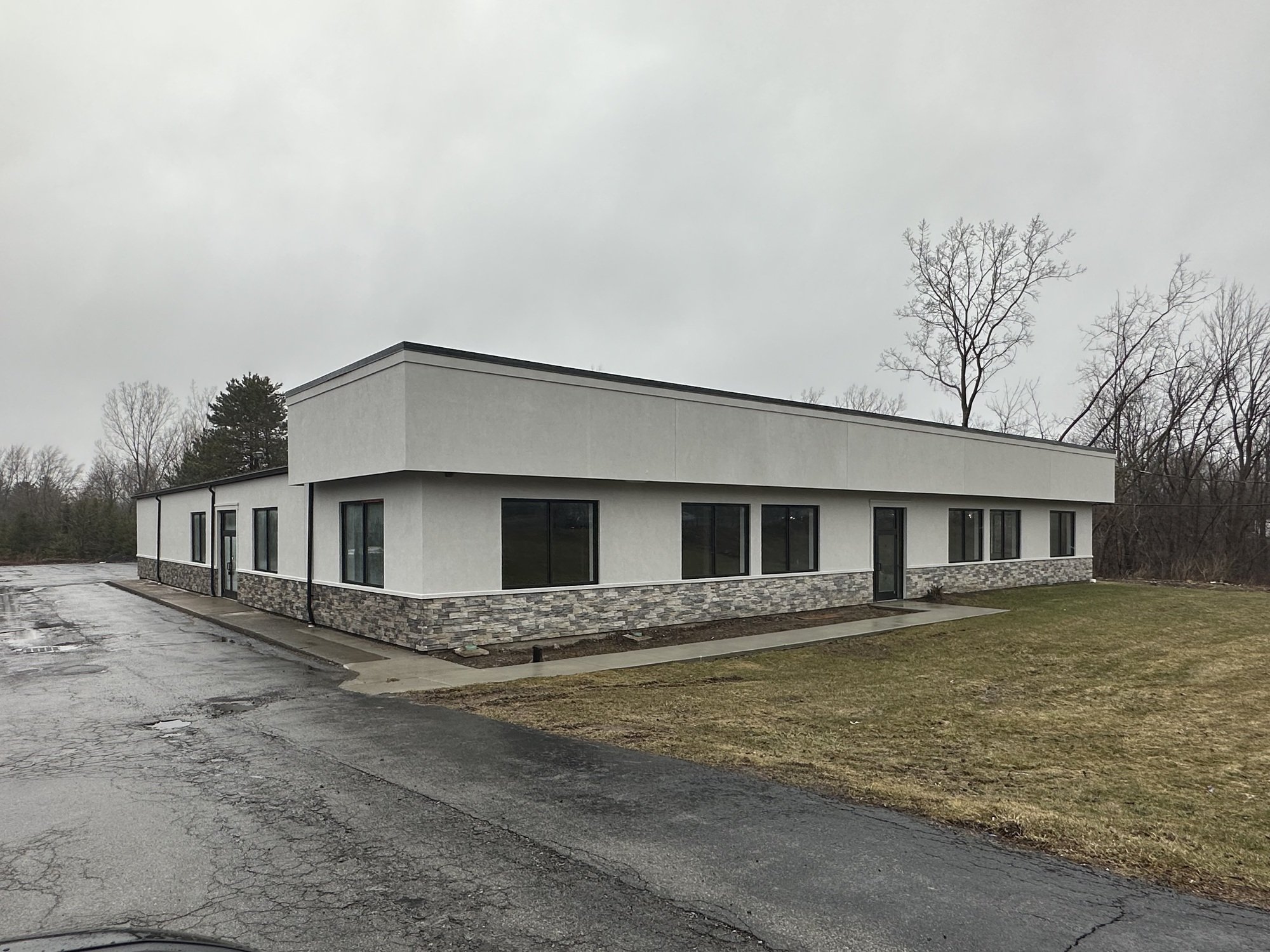 3310 Southwestern Blvd, Orchard Park, NY 14127