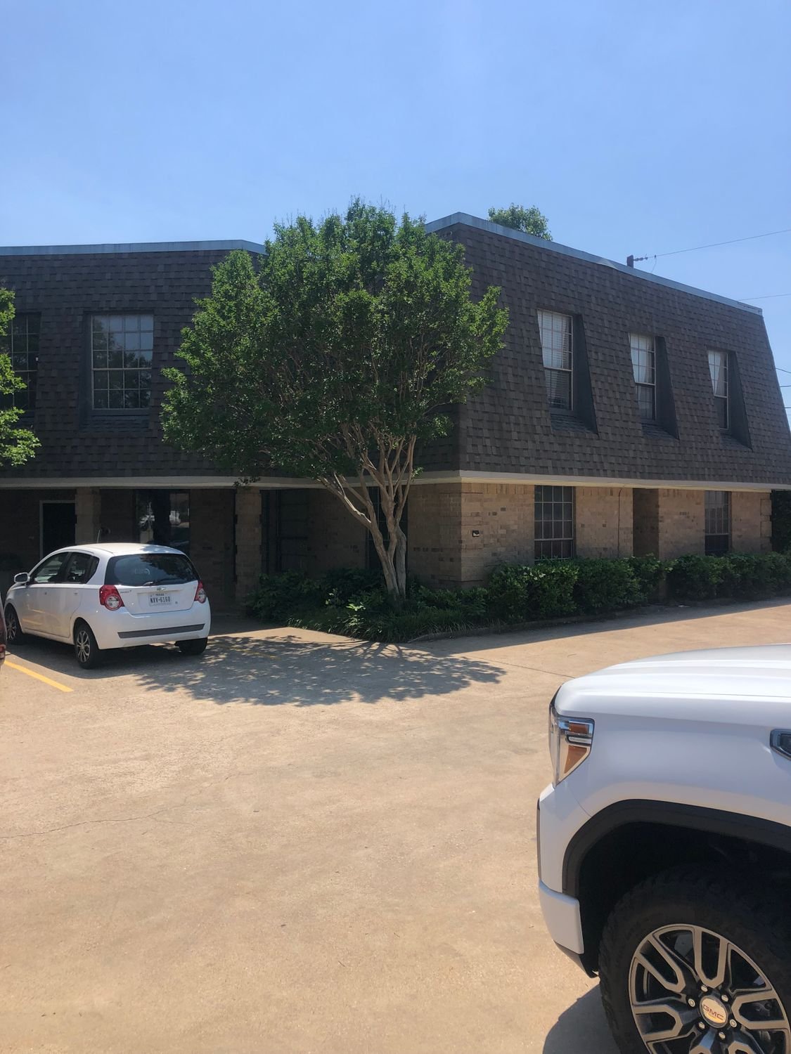 1237 Southridge Ct, Hurst, TX 76053