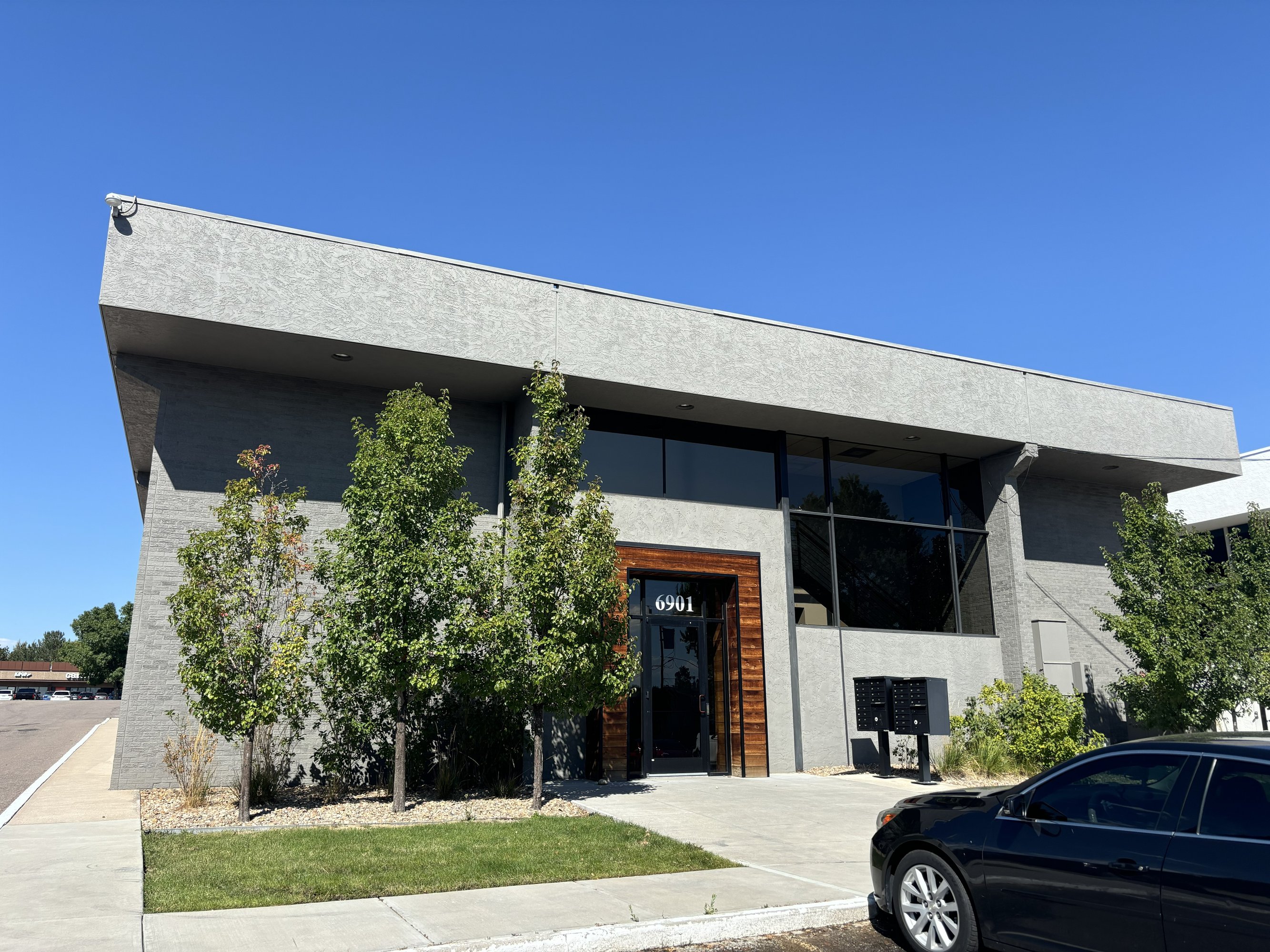 6901 S Yosemite St, Centennial, CO 80112
