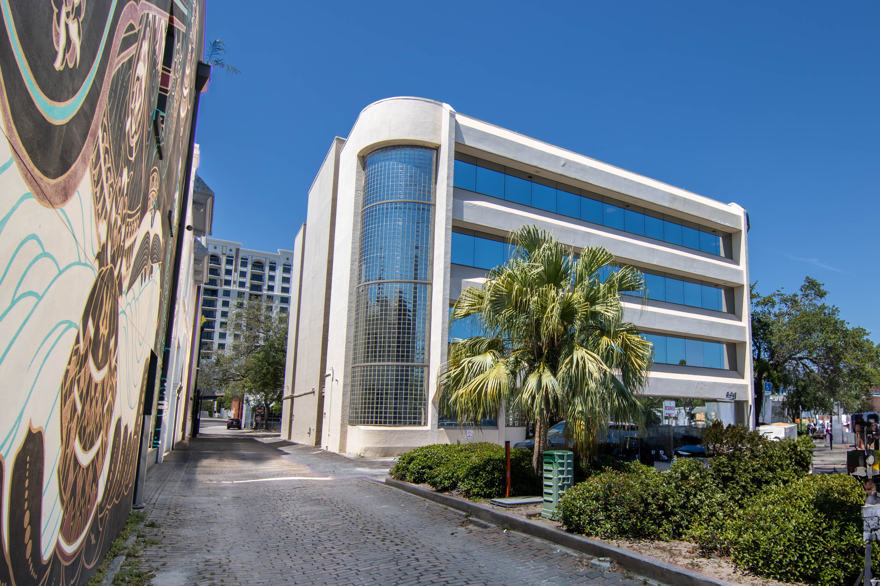 696 1St Ave N, Saint Petersburg, FL 33701