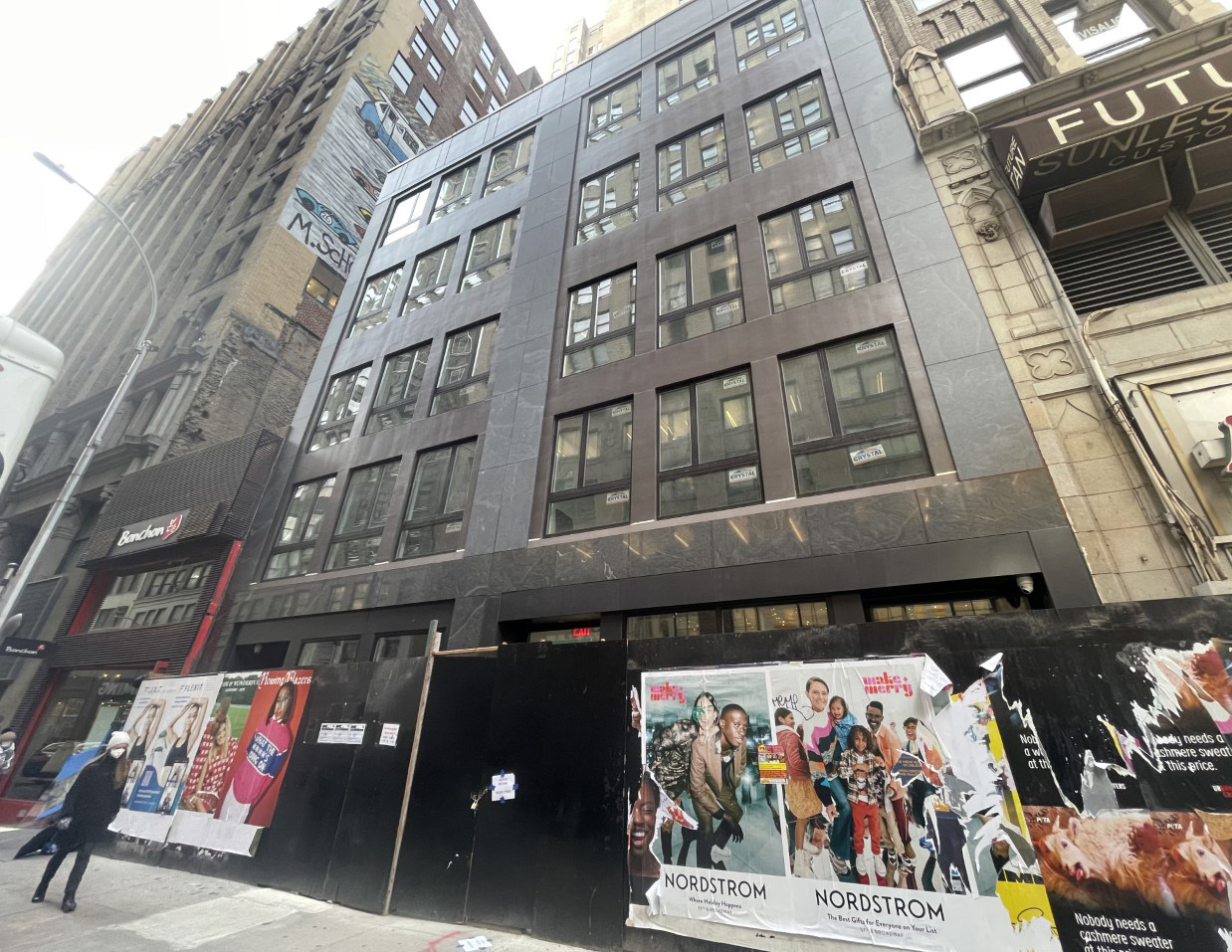203 W 38Th St, New York, NY 10018