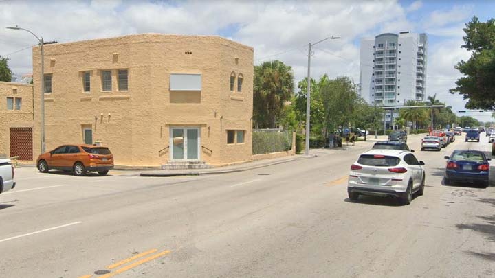 3707 SW 1St St, Coral Gables, FL 33134