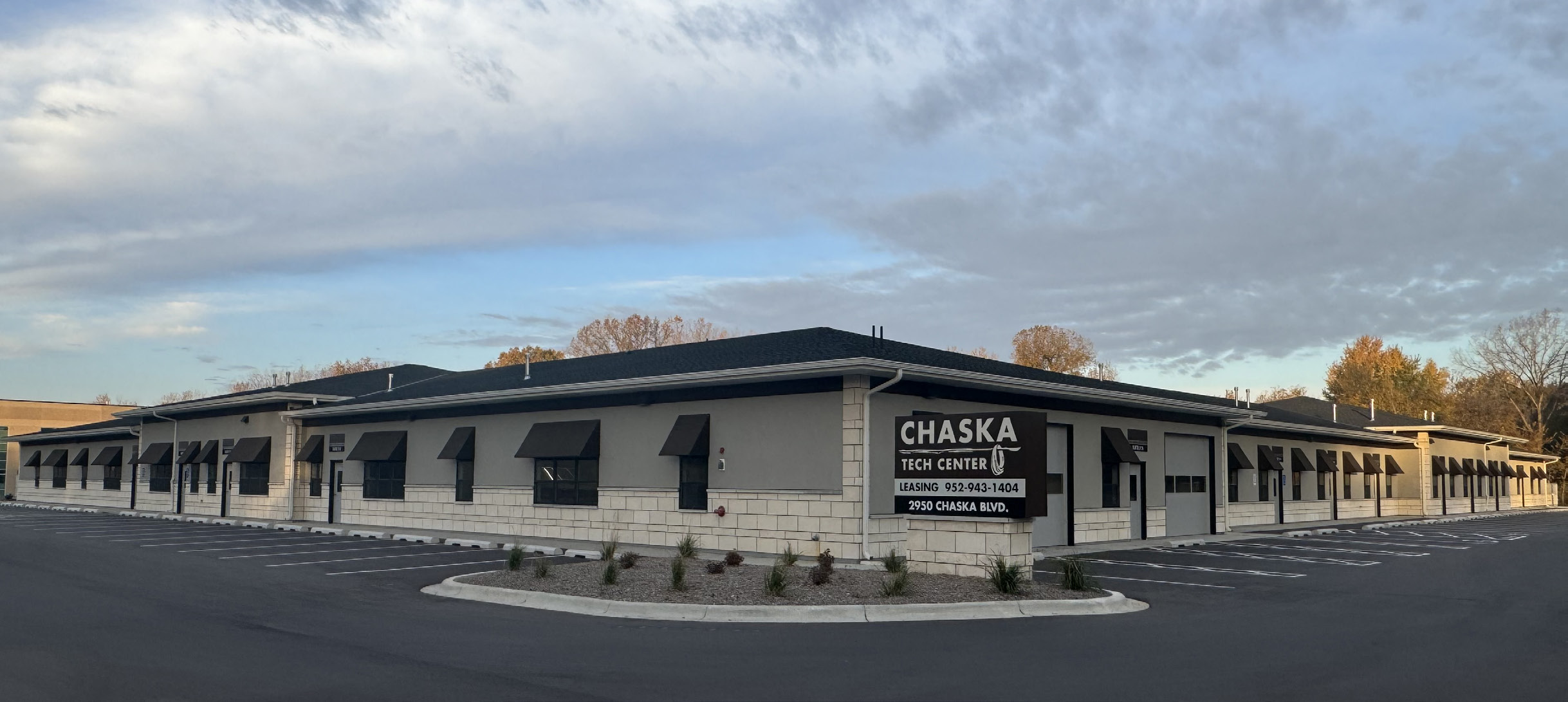 2950 Chaska Blvd, Chaska, MN 55318