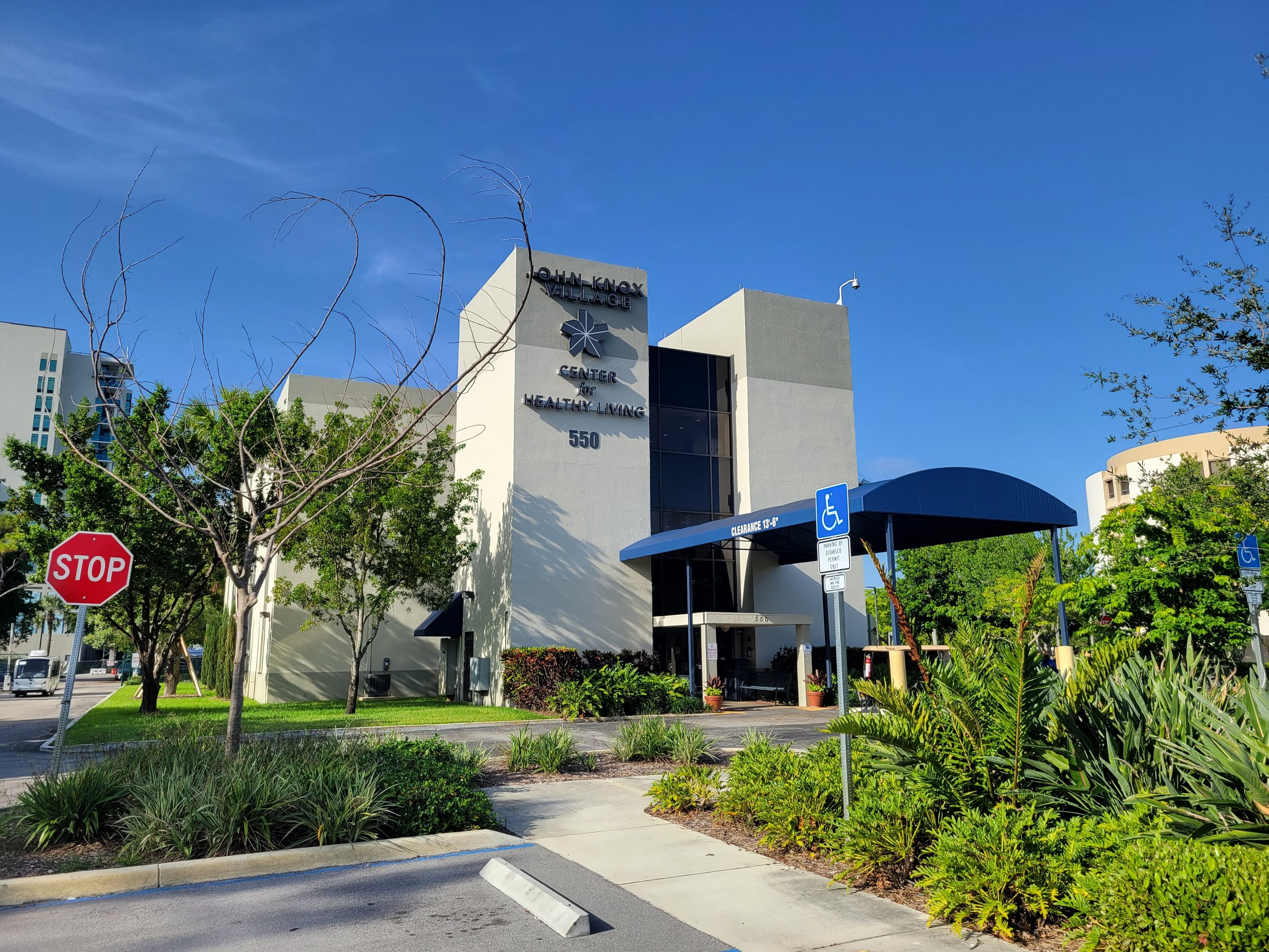 550 SW 3Rd St, Pompano Beach, FL 33060