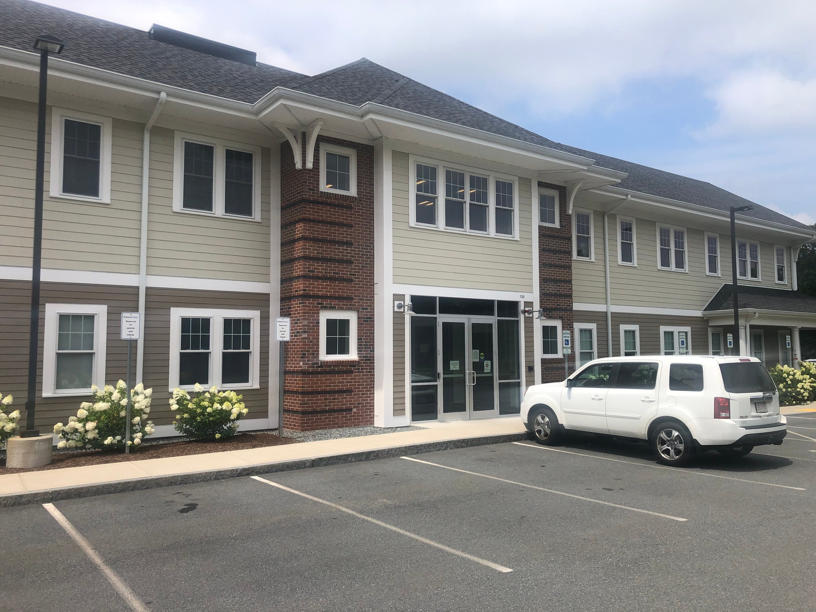 120 Boston Rd, Groton, MA 01450