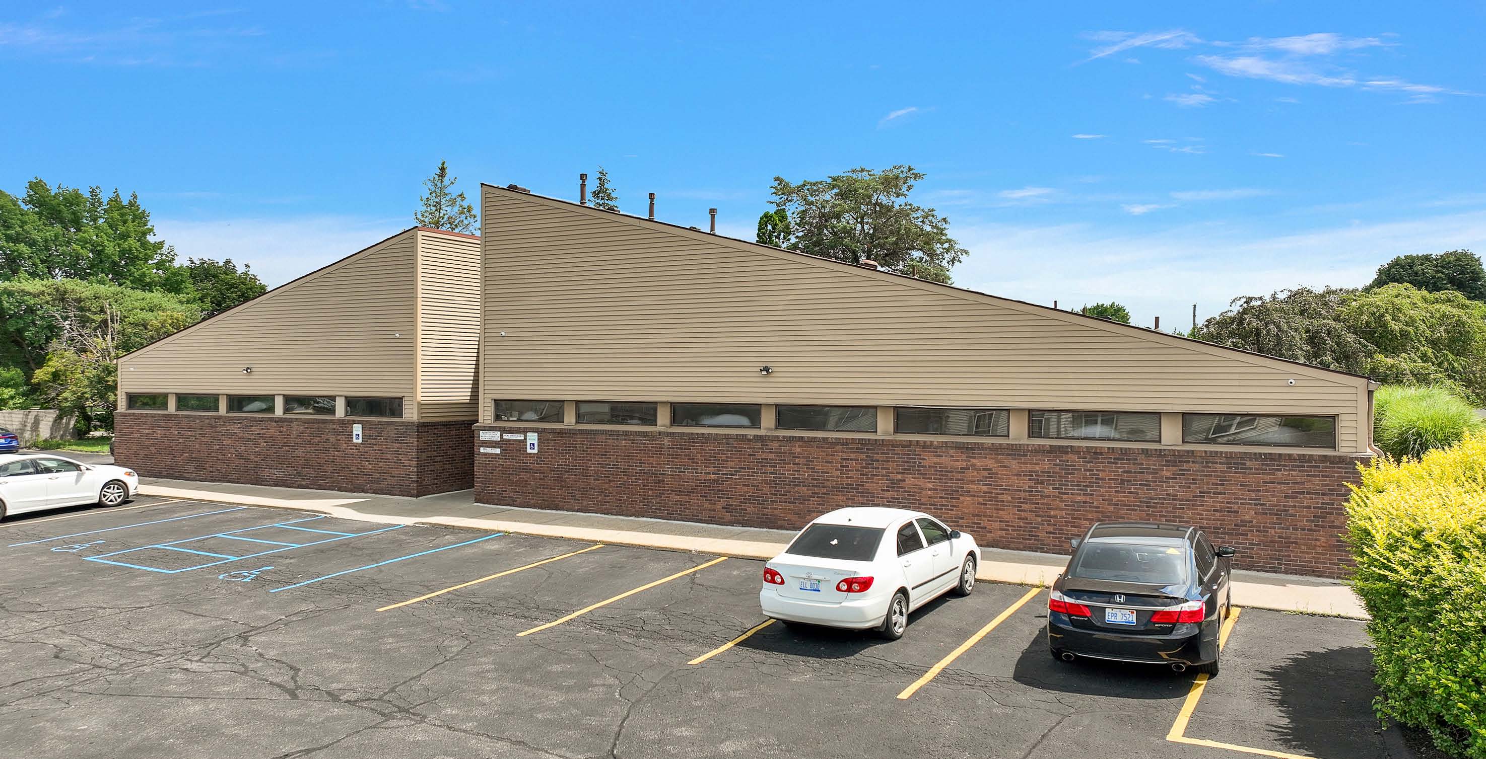 9001 15 Mile Rd, Sterling Heights, MI 48312