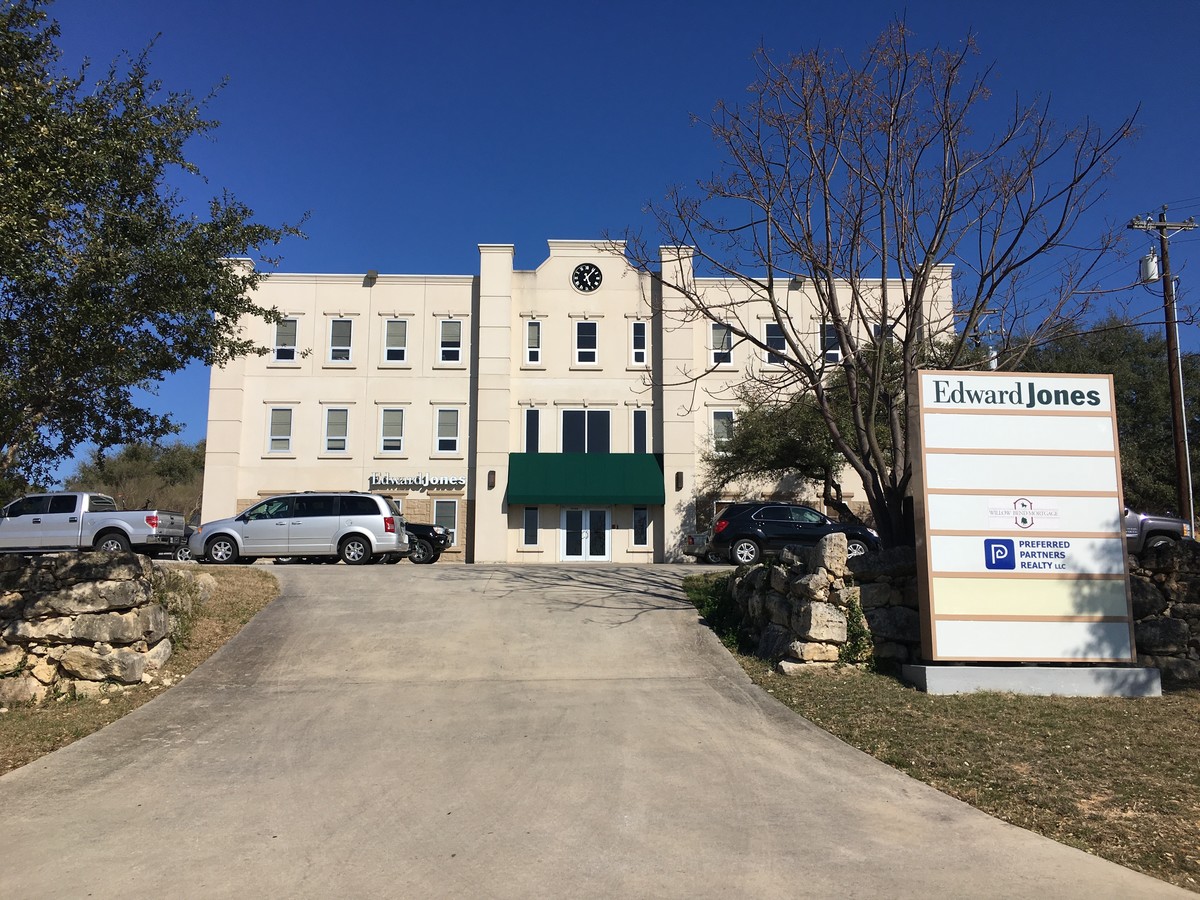 18568 Forty Six Pkwy, Spring Branch, TX 78070