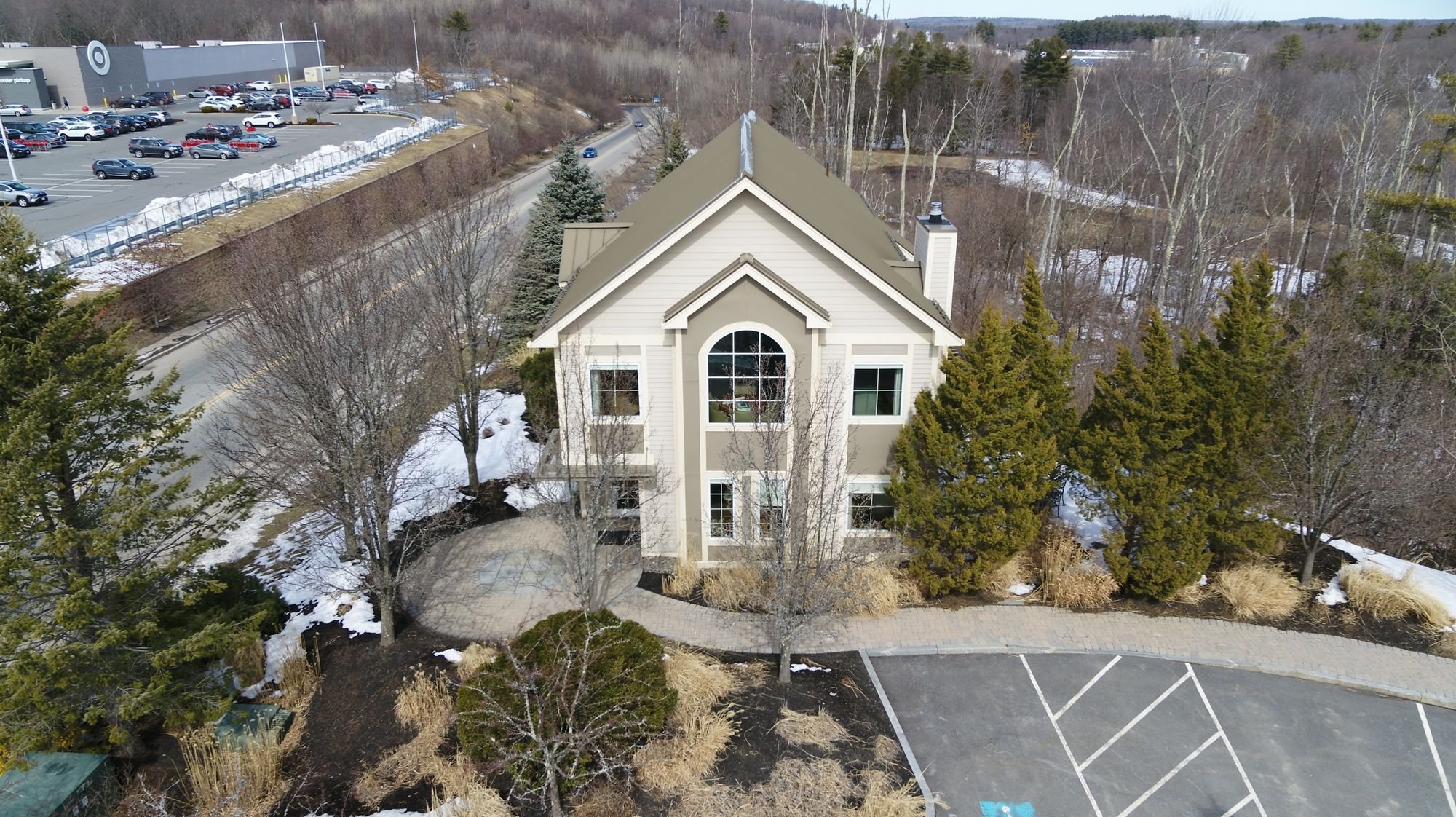 83 Orchard Hill Park Dr, Leominster, MA 01453