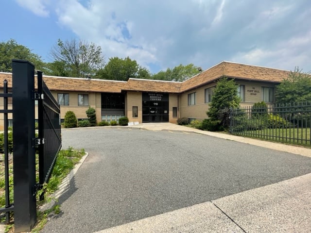 78 Todt Hill Rd, Staten Island, NY 10314