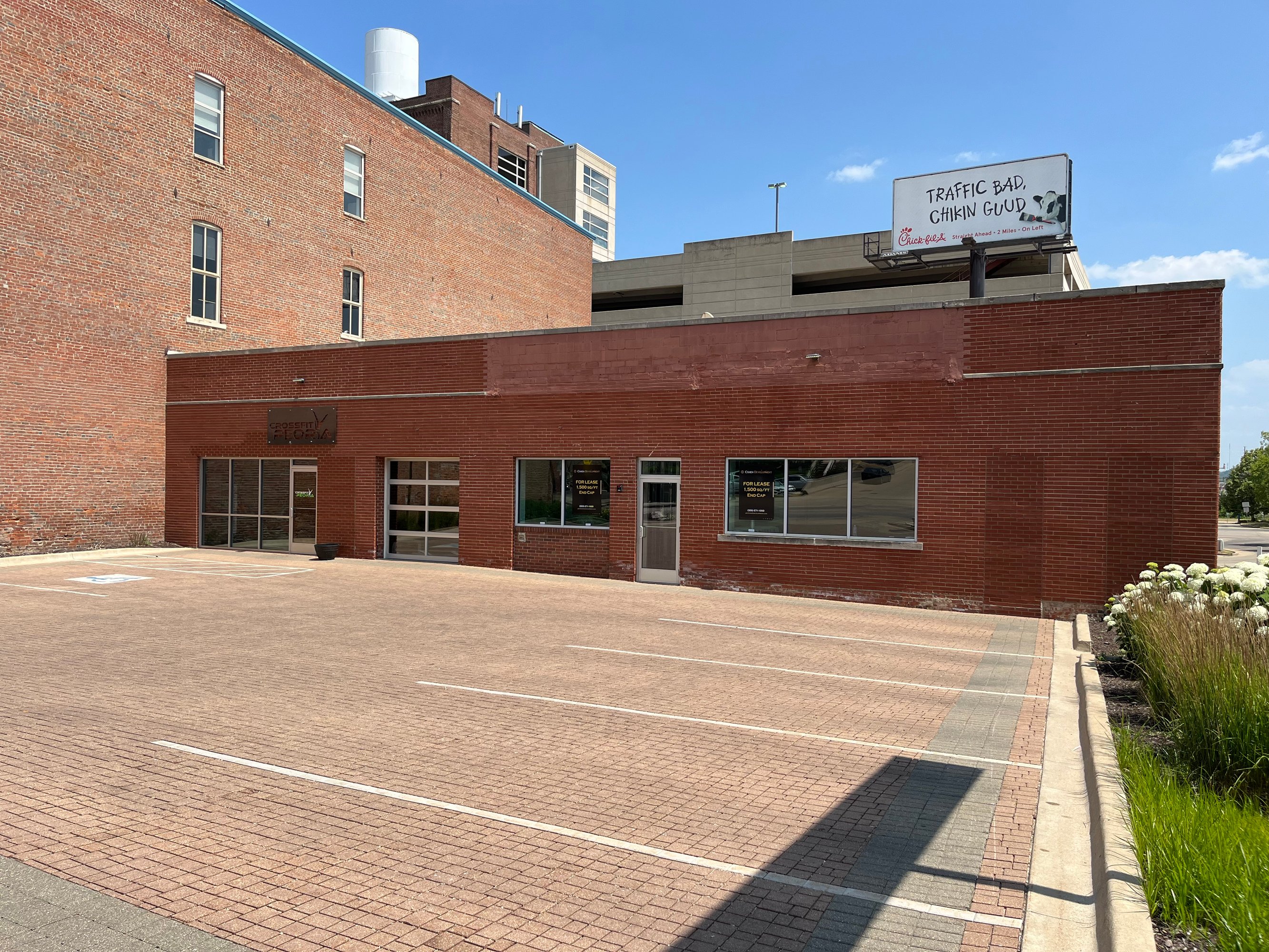 428 SW Washington St, Peoria, IL 61602