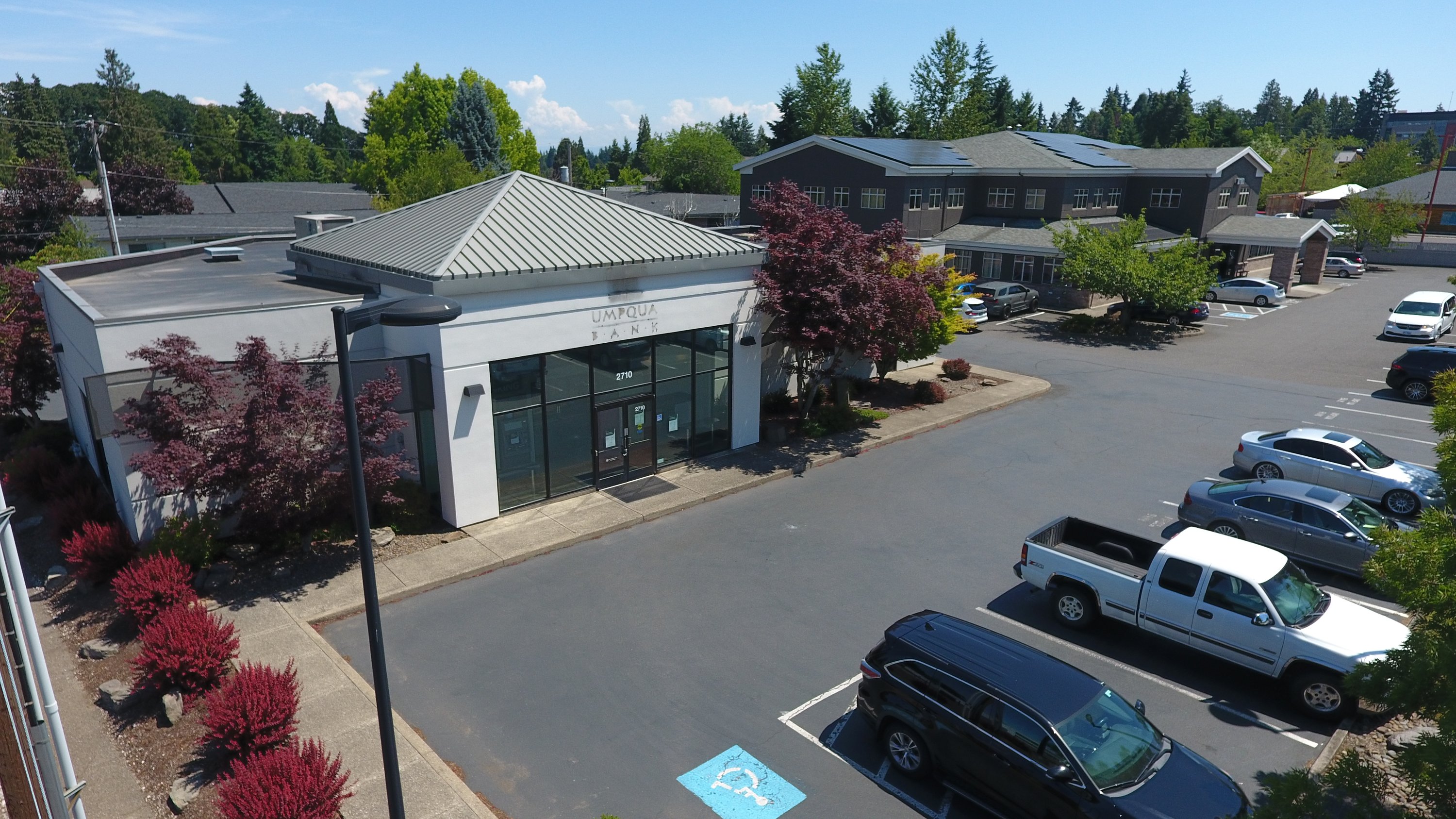 2710 Commercial St SE, Salem, OR 97302