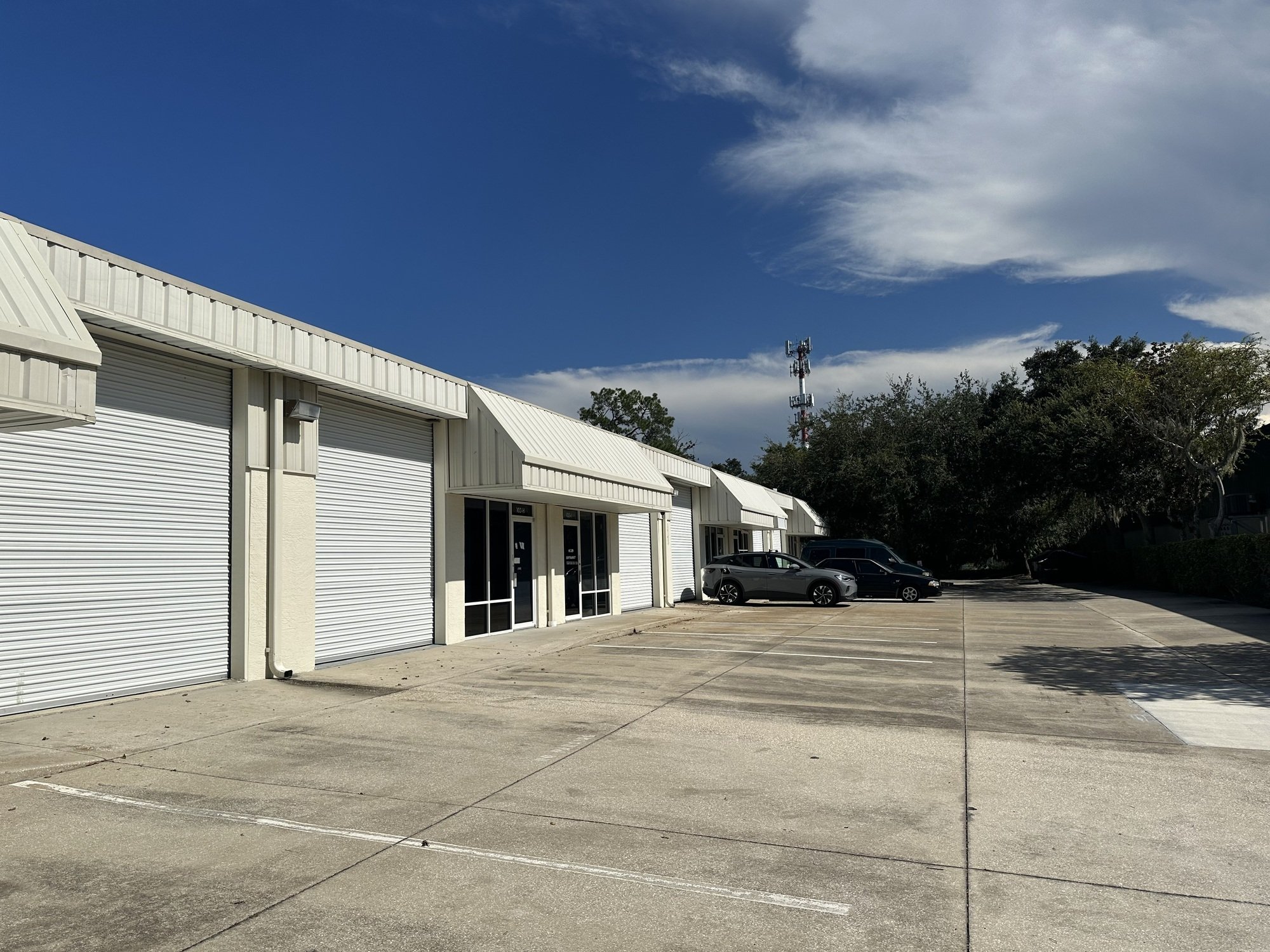 933 Beville Rd, South Daytona, FL 32119
