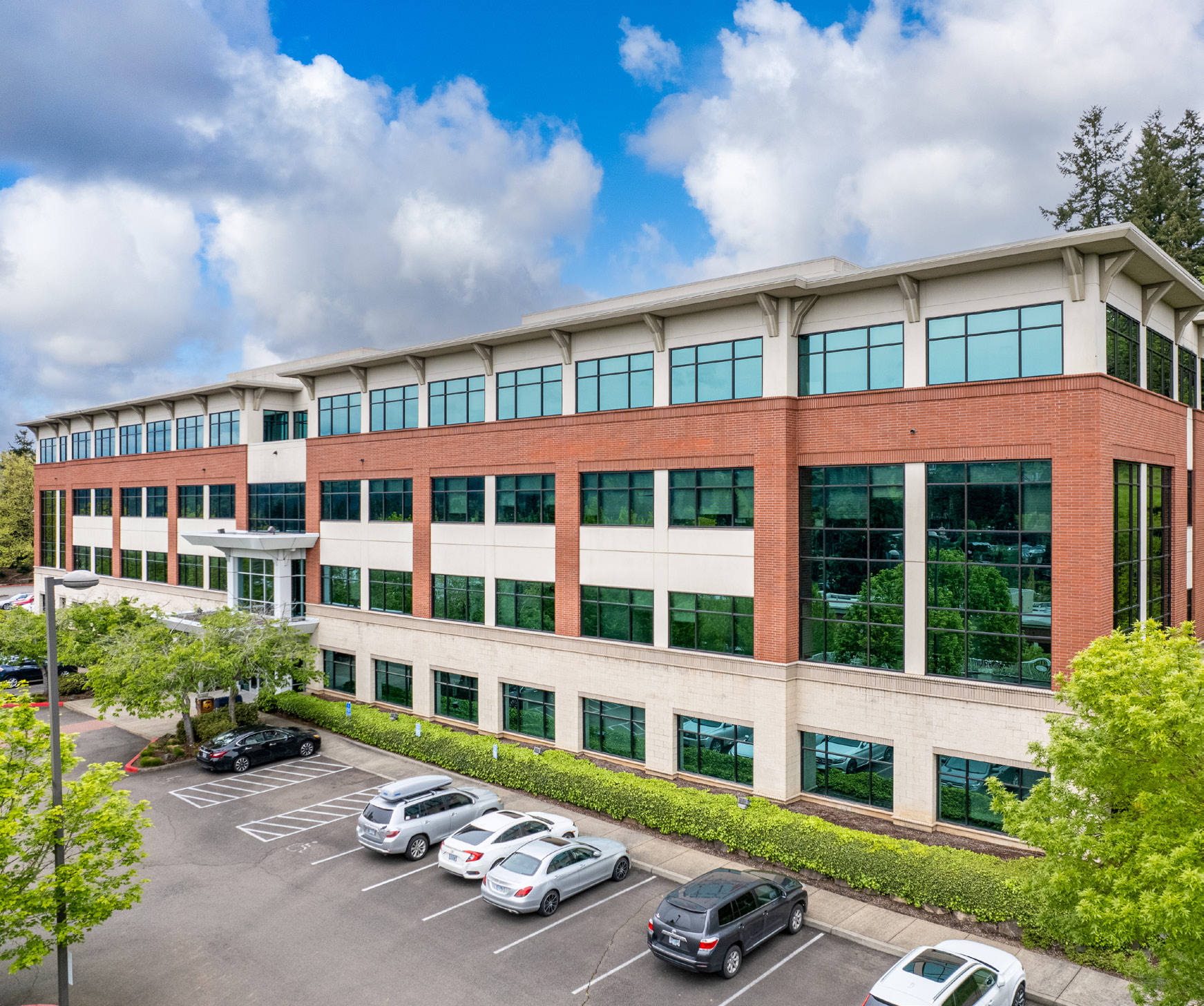 1800 Blankenship Rd, West Linn, OR 97068