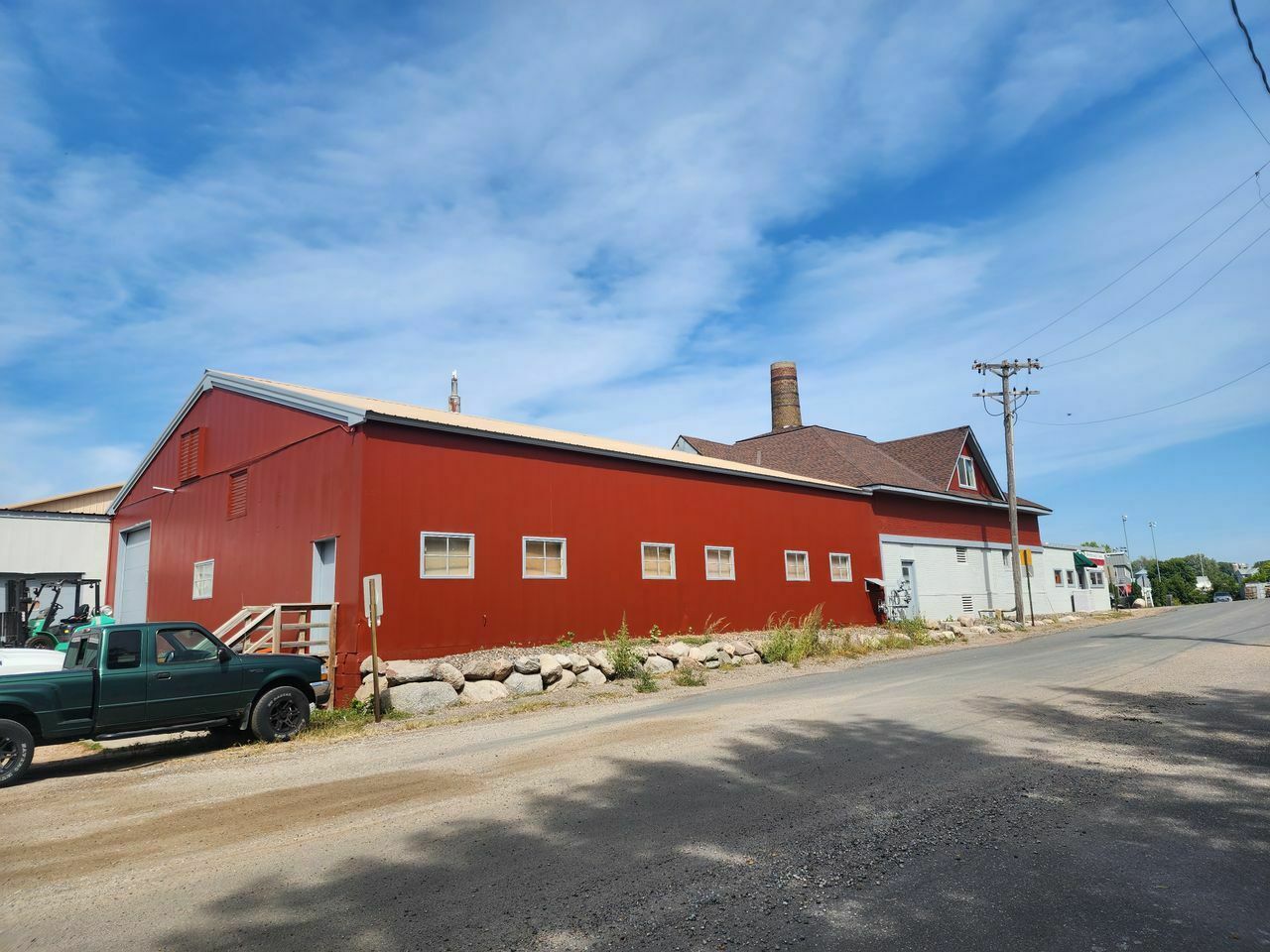 250 St John St, Loretto, MN 55357