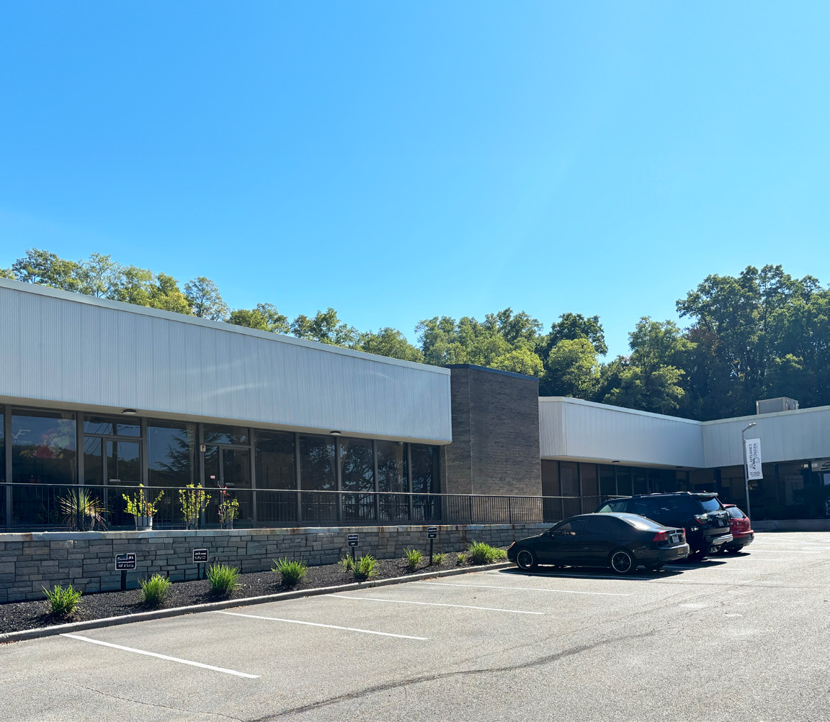 200 Saw Mill River Rd, Hawthorne, NY 10532