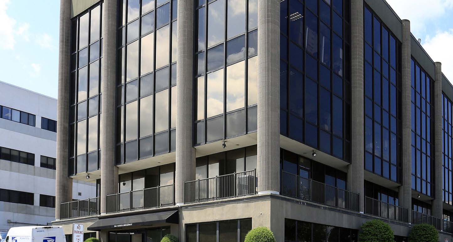 984 N Broadway, Yonkers, NY 10701