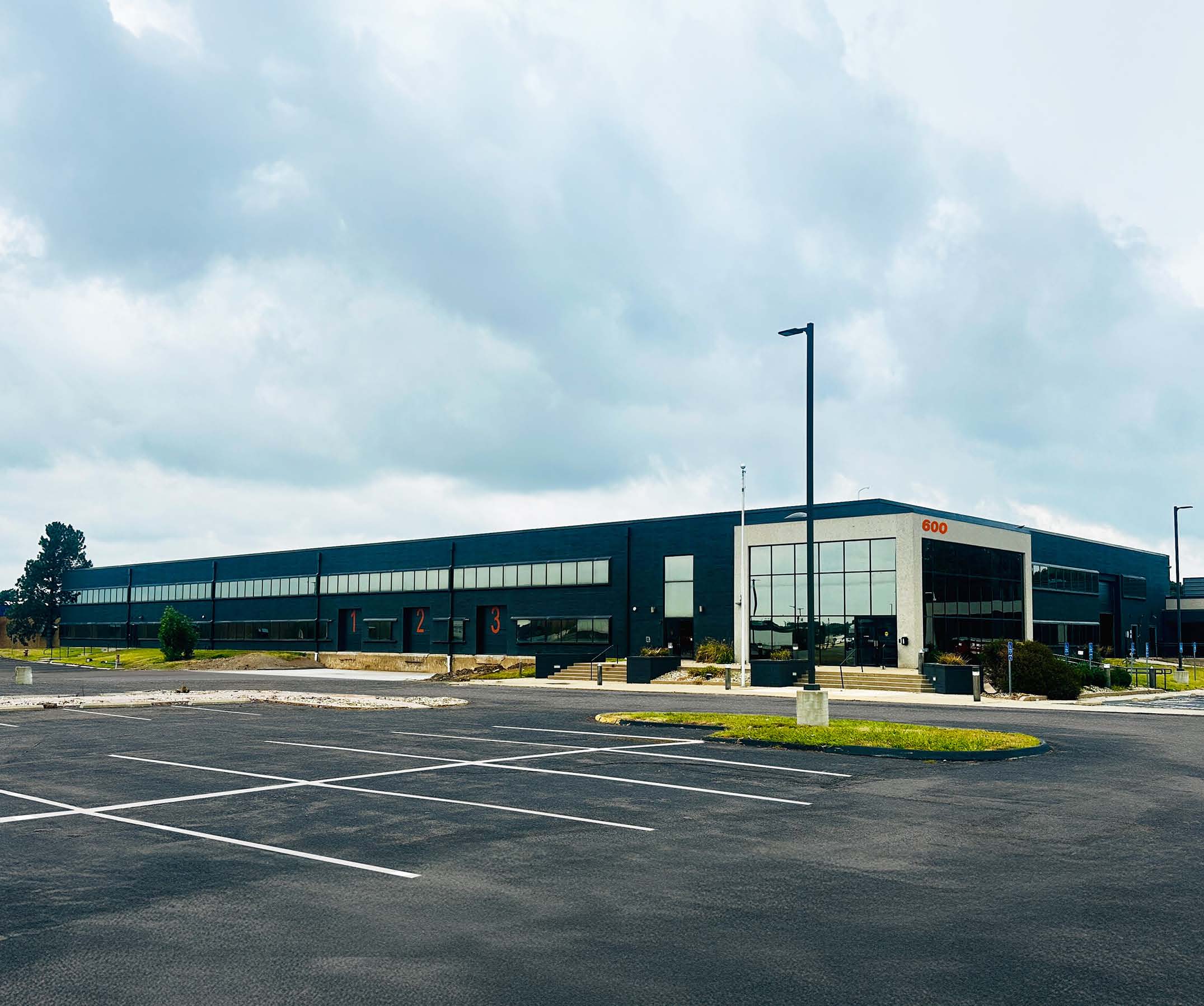 600 James S Mcdonnell Blvd, Hazelwood, MO 63042