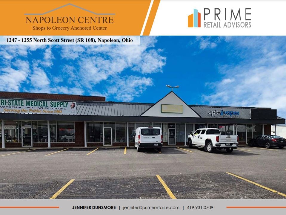 1247 Scott St, Napoleon, OH 43545