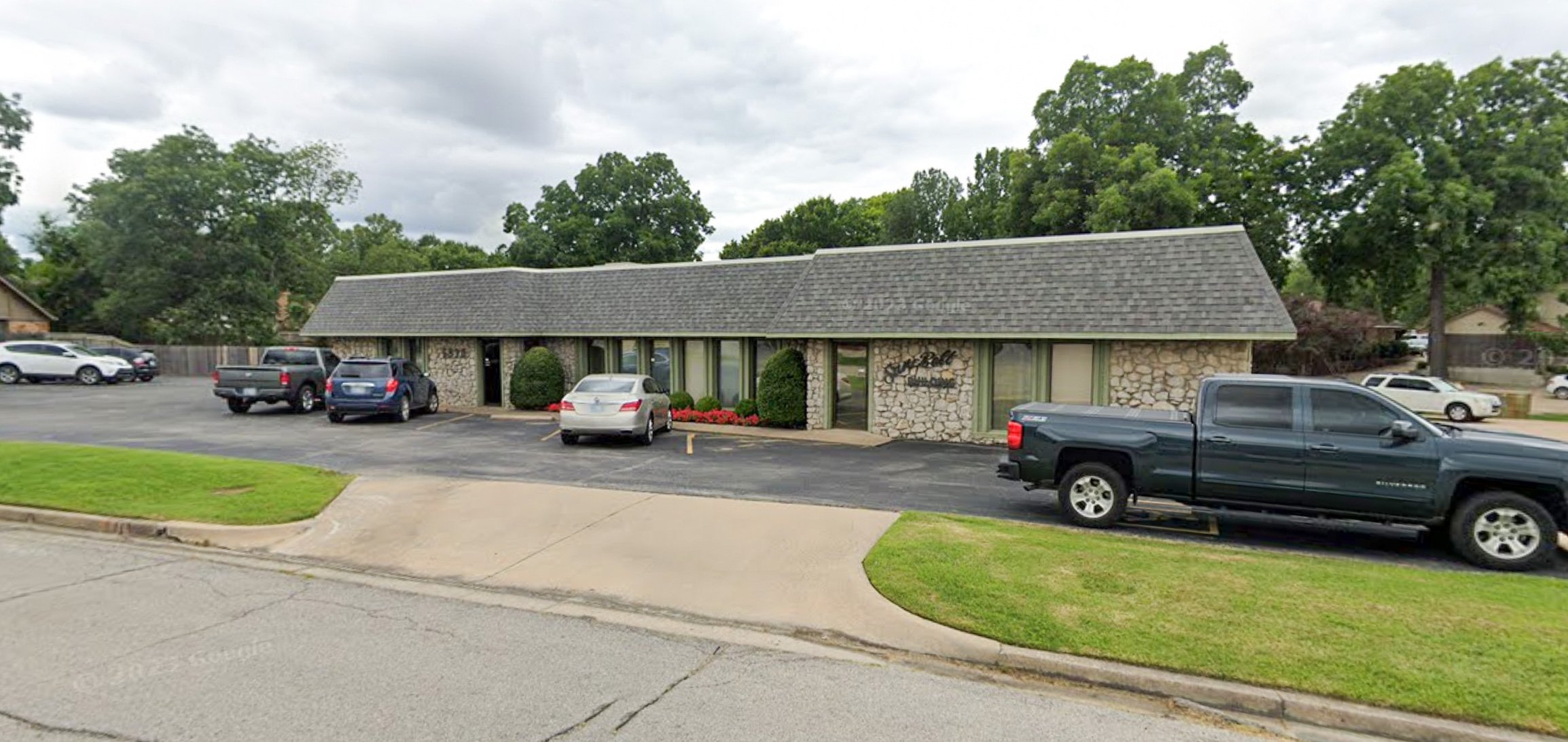5530 S 79Th Pl E, Tulsa, OK 74145