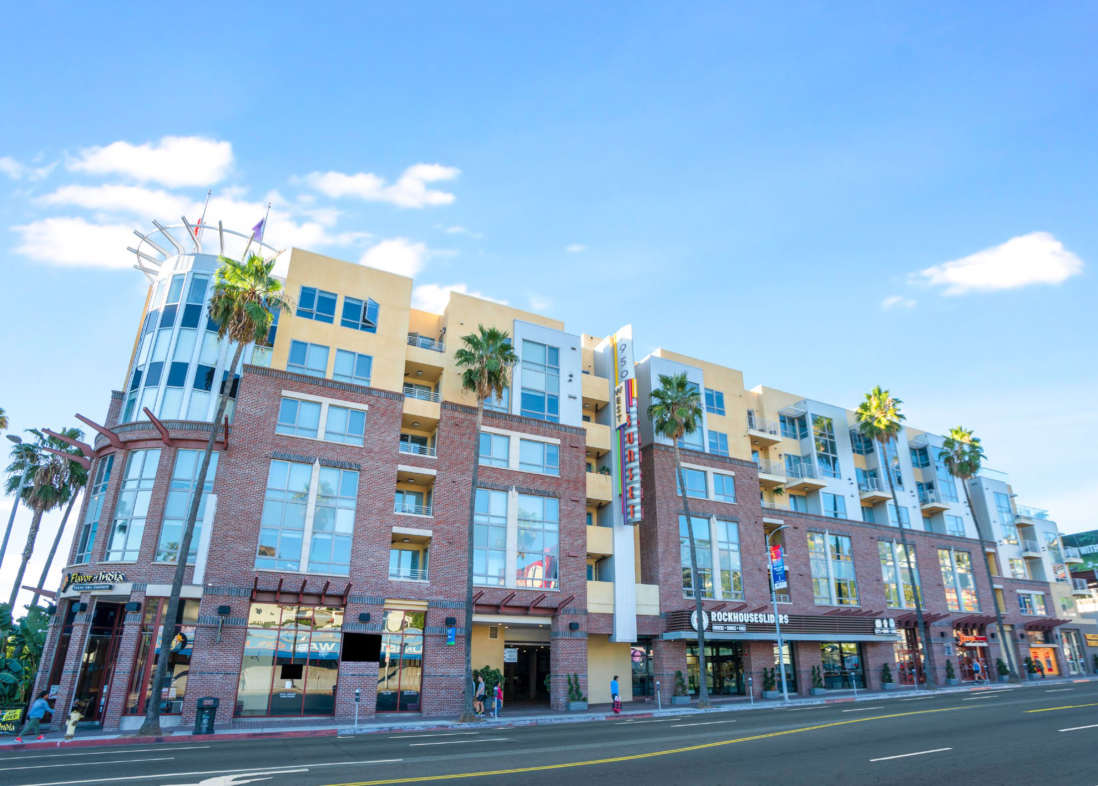 7950 W Sunset Blvd, Los Angeles, CA 90046