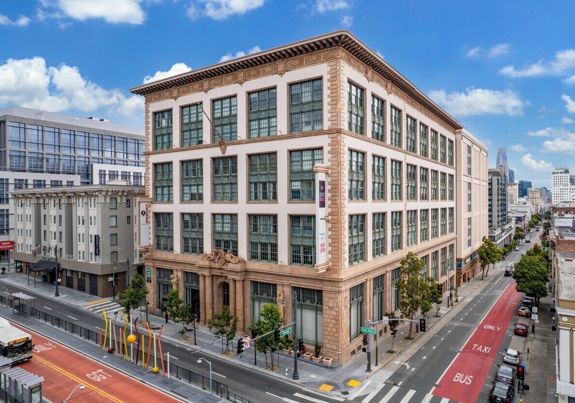 1000 Van Ness Ave, San Francisco, CA 94109