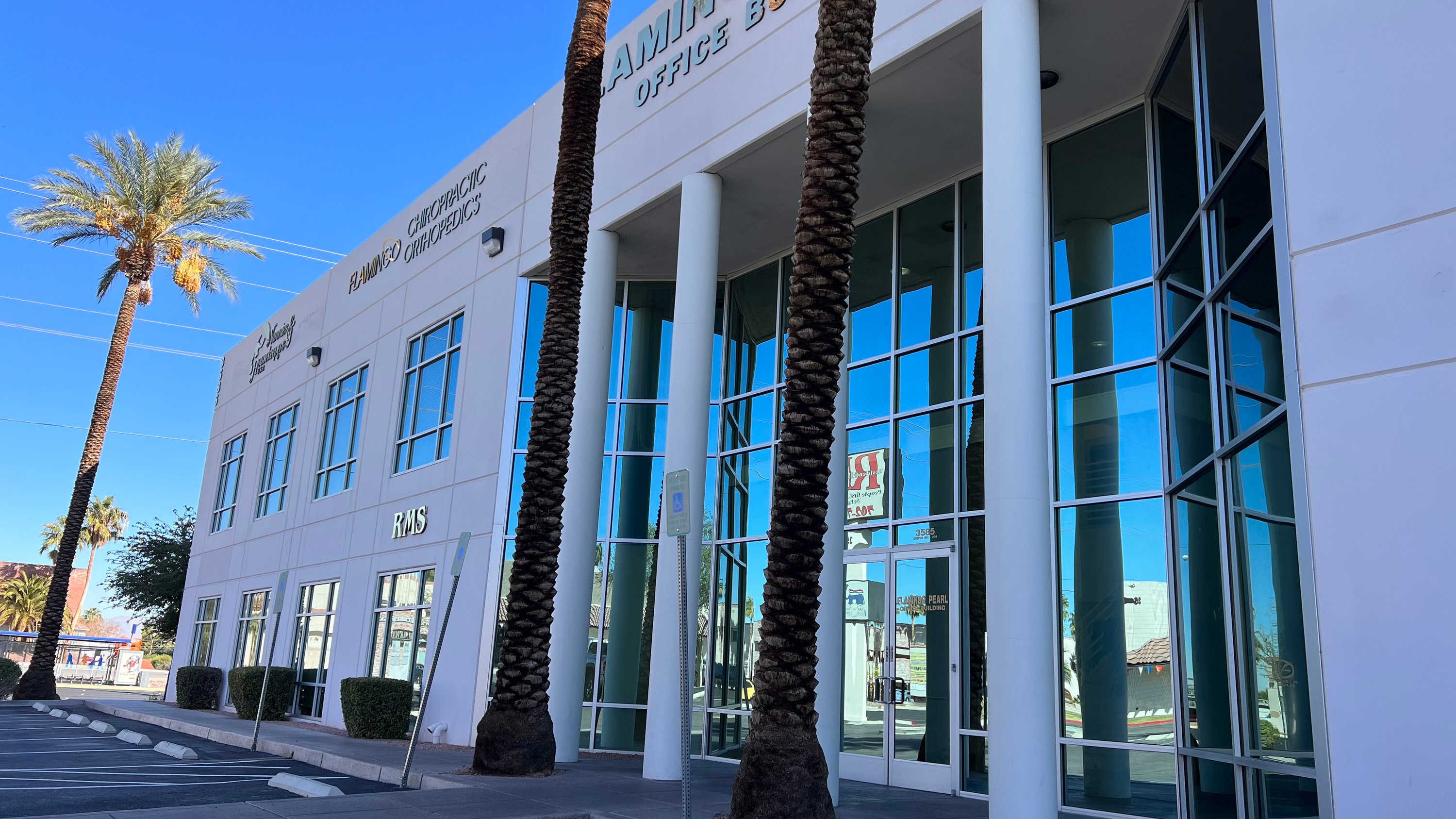 3585 E Flamingo Rd, Las Vegas, NV 89121