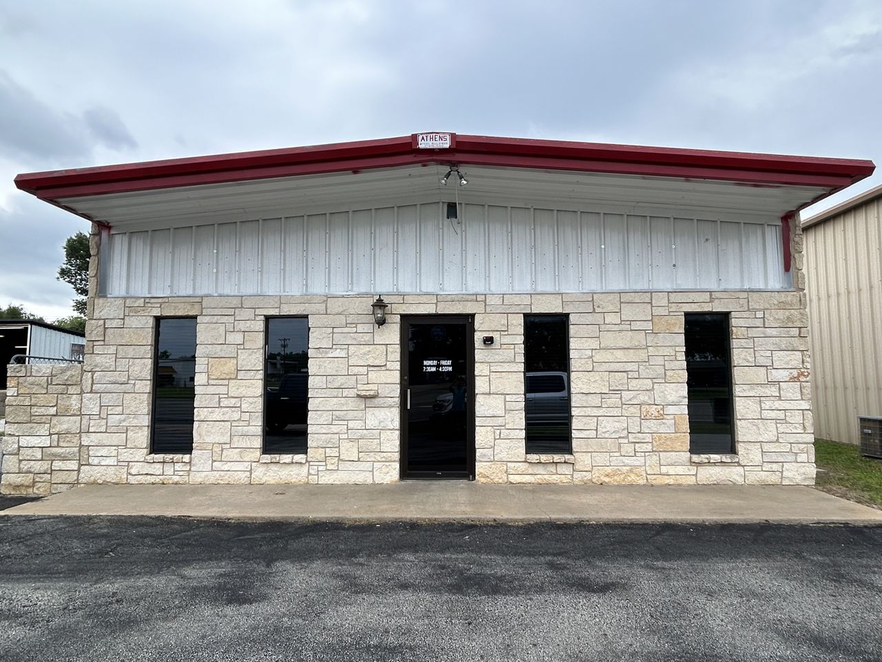 5424 W Oak St, Palestine, TX 75801