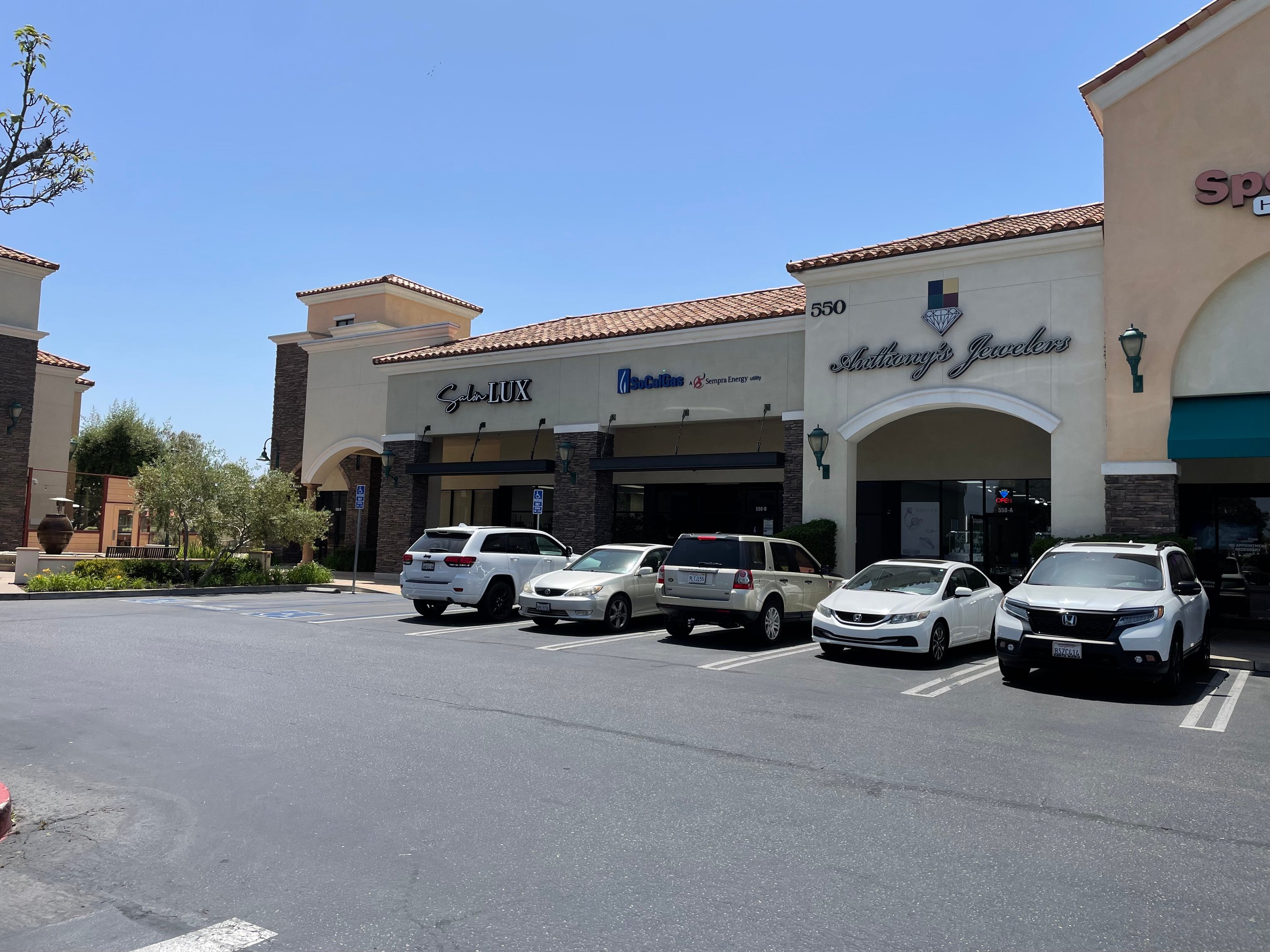 550 W Betteravia Rd, Santa Maria, CA 93455
