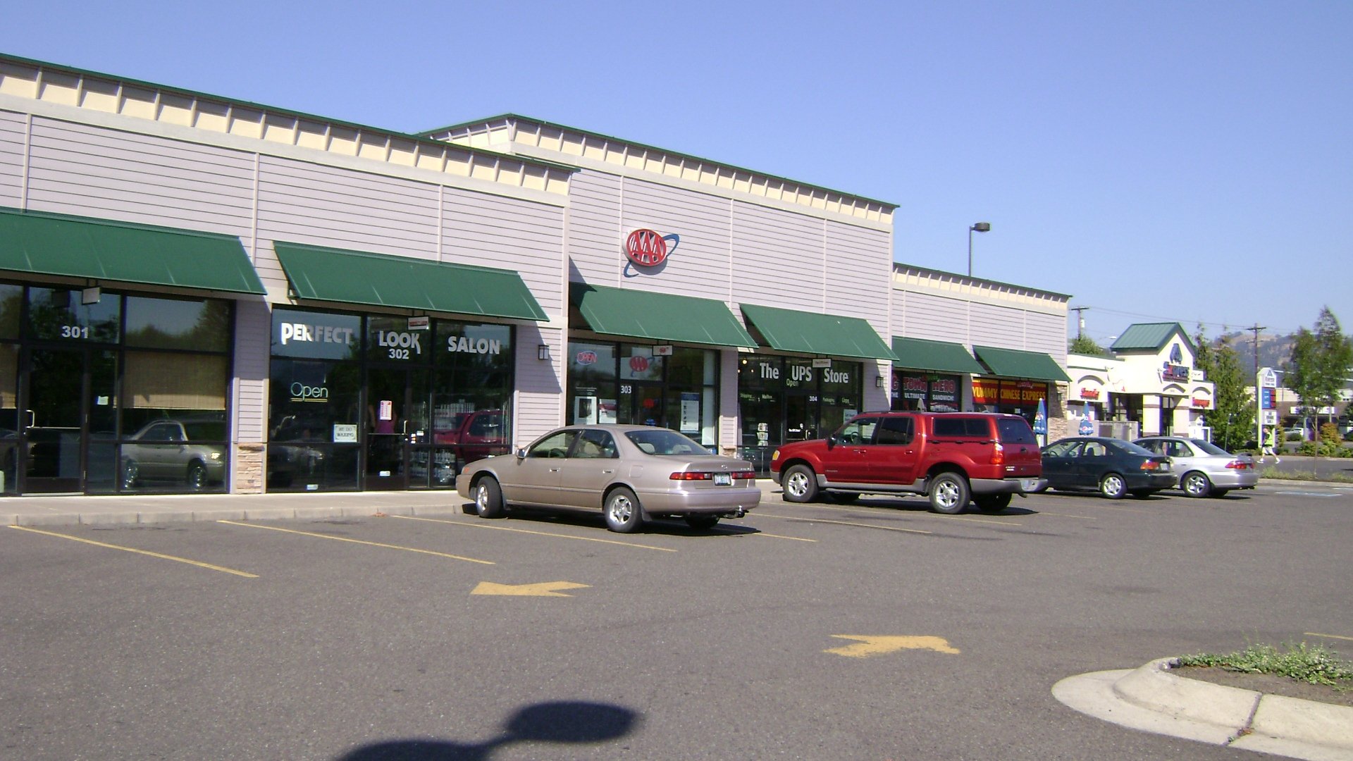3001 NW Stewart Pkwy, Roseburg, OR 97471