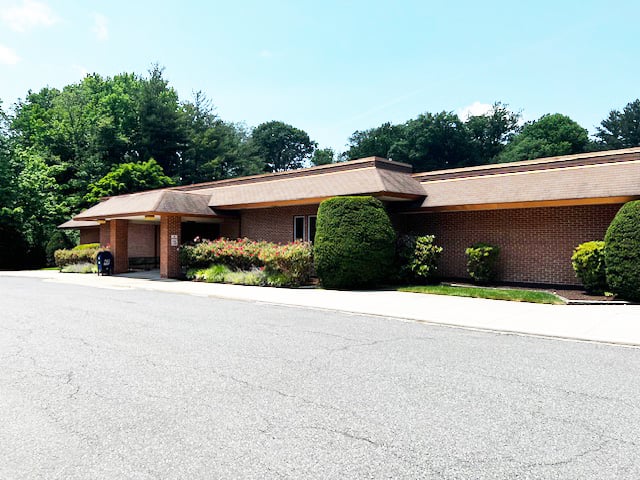 2700 Silverside Rd, Wilmington, DE 19810