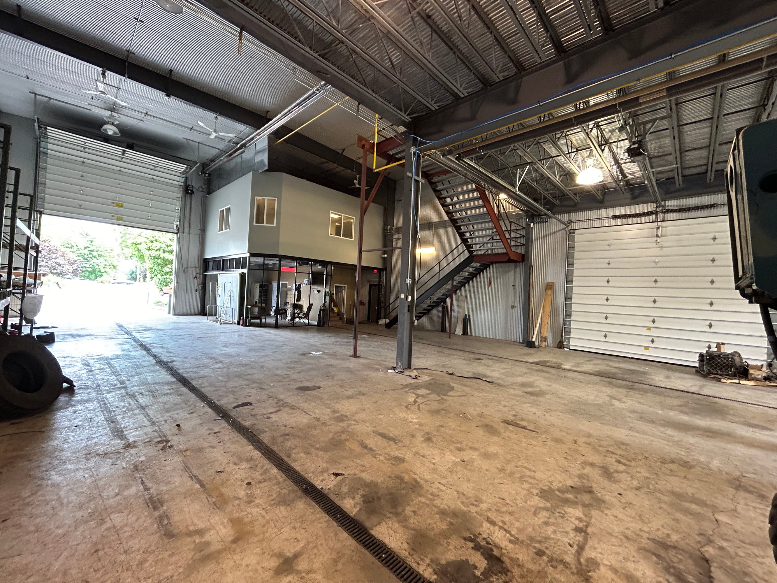 7293 Buckley Rd, Syracuse, NY 13212