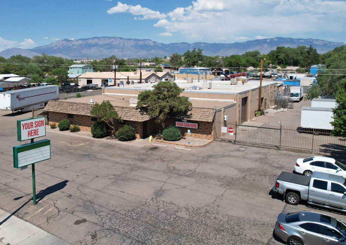 3320 2Nd St NW, Albuquerque, NM 87107