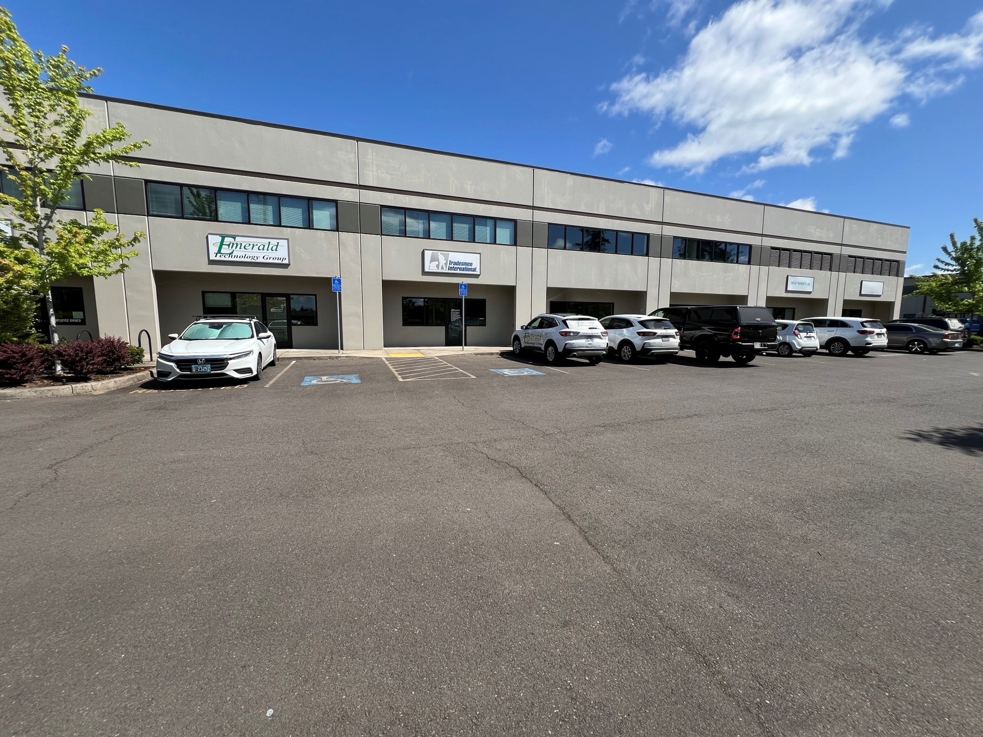 5250 Highbanks Rd, Springfield, OR 97478