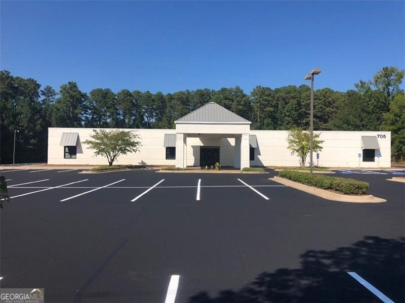 705 Breedlove Dr, Monroe, GA 30655