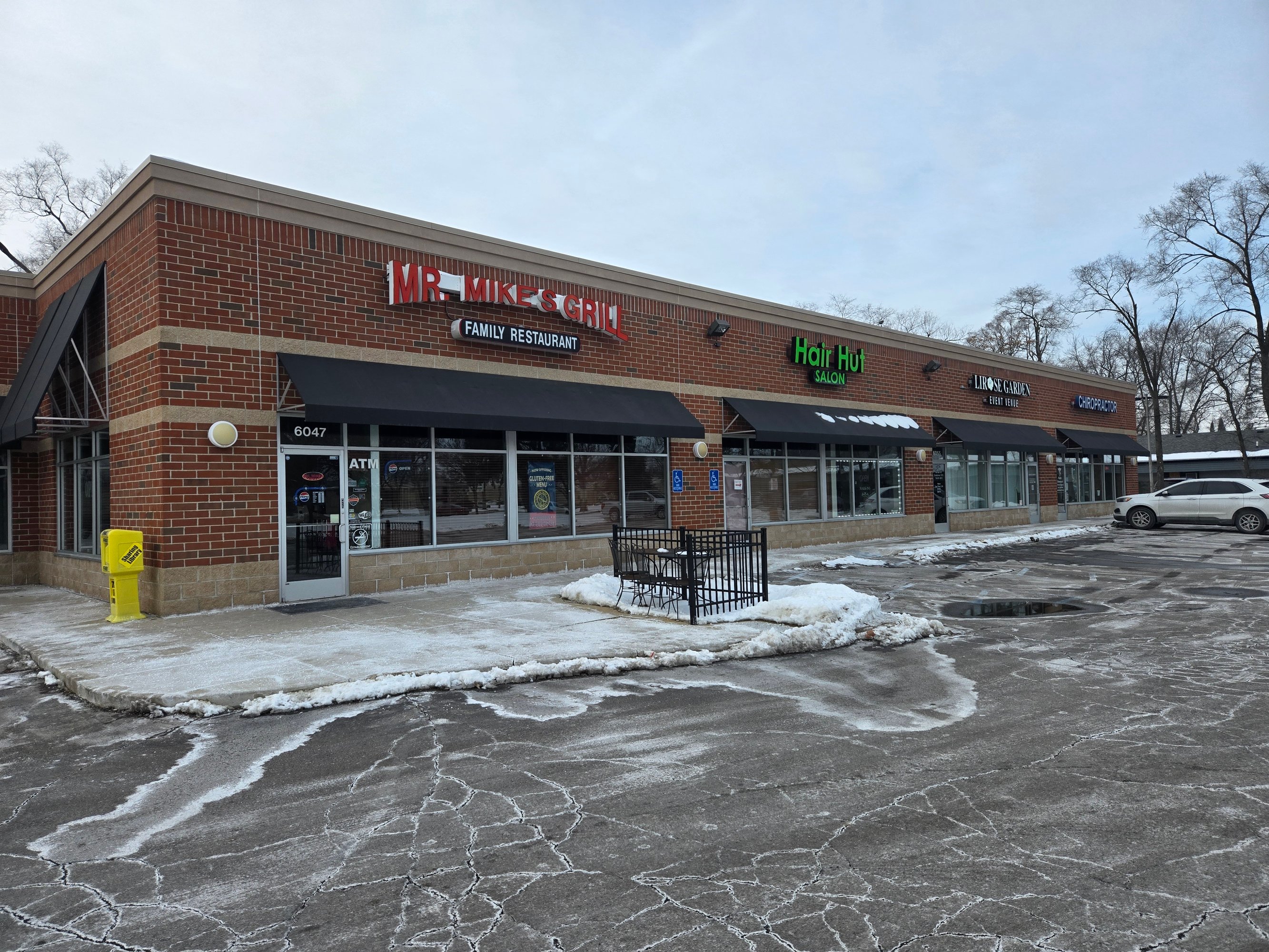 6005 N Wayne Rd, Westland, MI 48185