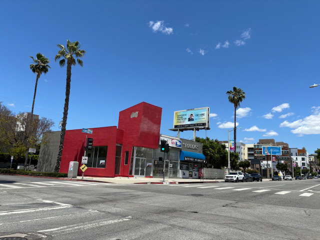 901 N Fairfax Ave, West Hollywood, CA 90046