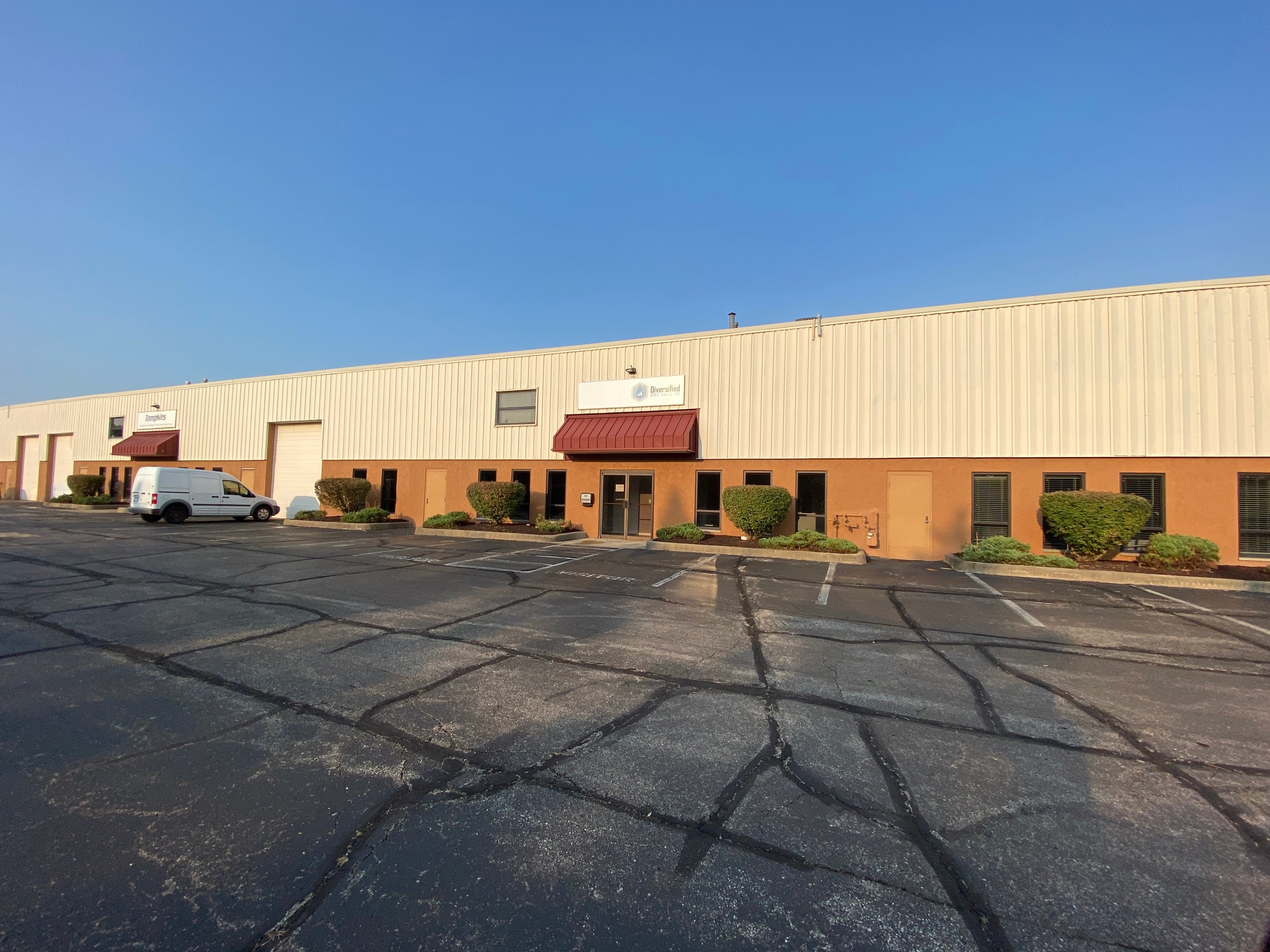 2057 E Aurora Rd, Twinsburg, OH 44087