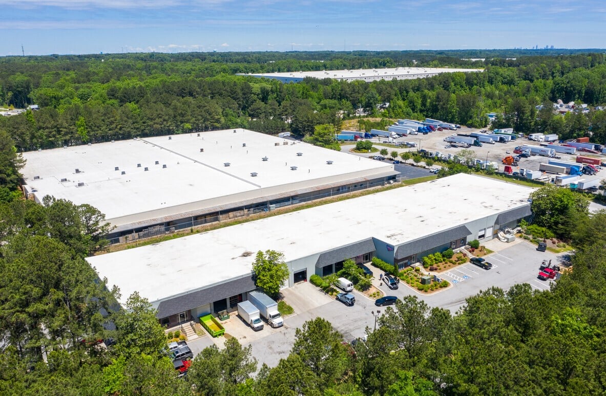 7403 Graham Rd, Fairburn, GA 30213