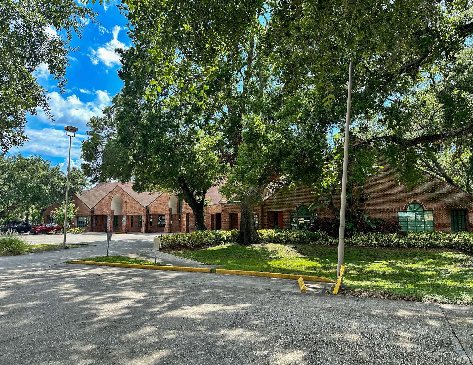 4200 N Armenia Ave, Tampa, FL 33607