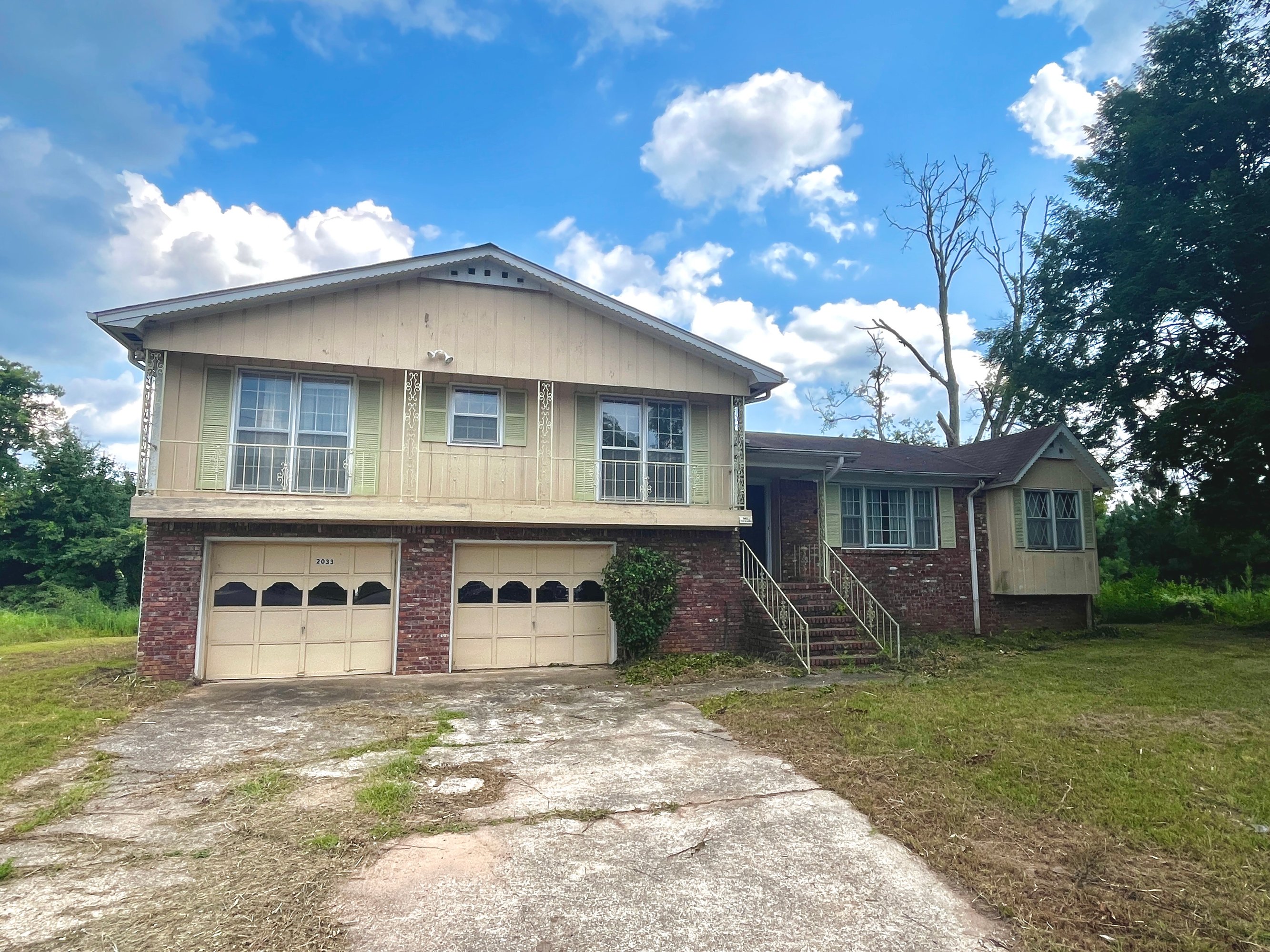2033 Gadsden Hwy, Birmingham, AL 35235