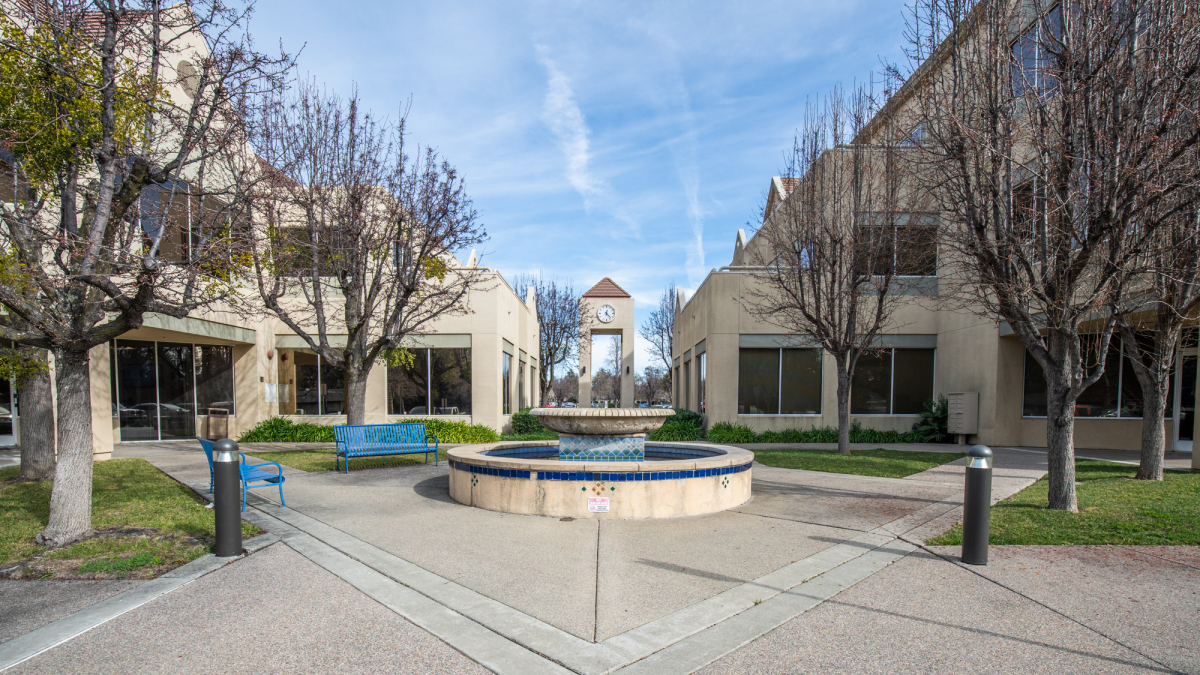 1411 Oliver Rd, Fairfield, CA 94534