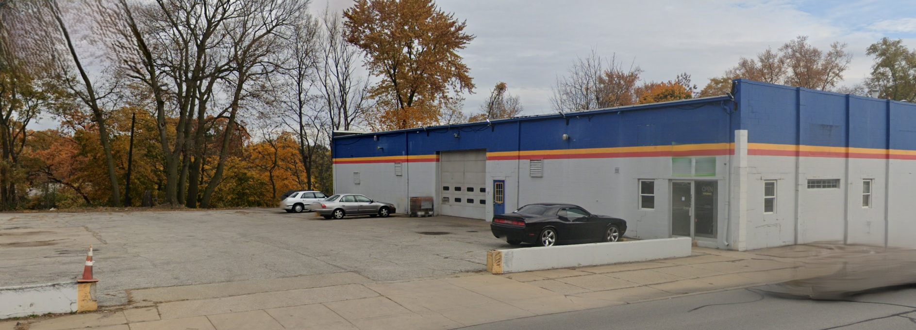 2102 Lincolnway W, Mishawaka, IN 46544