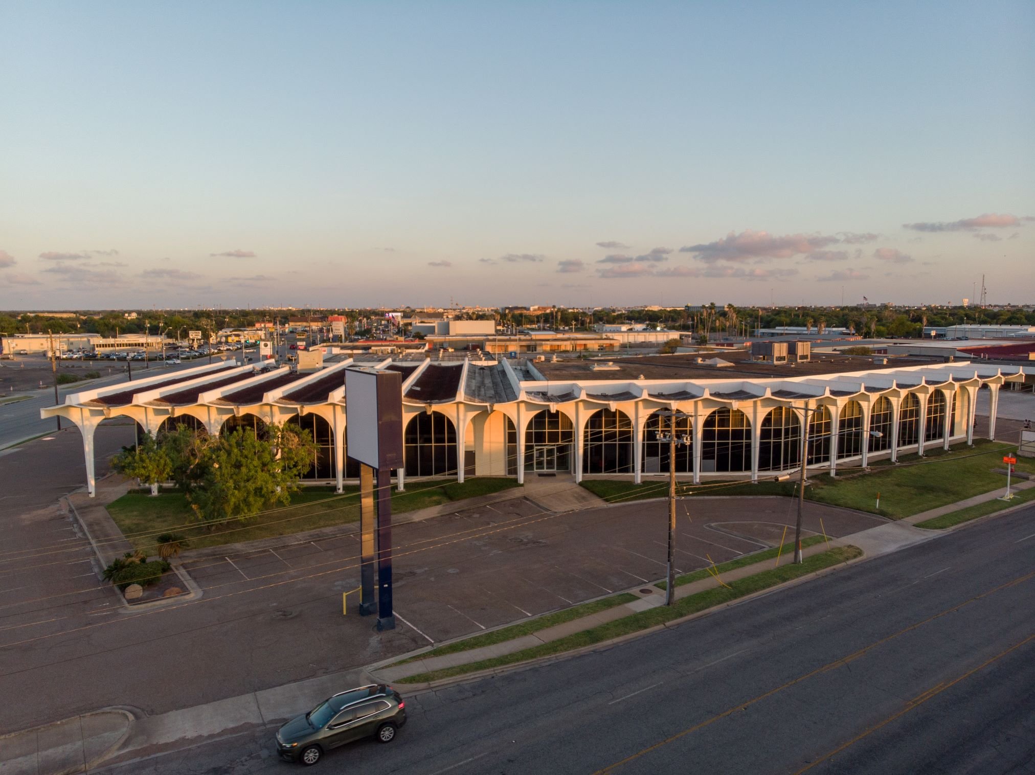 4215 S Staples St, Corpus Christi, TX 78411