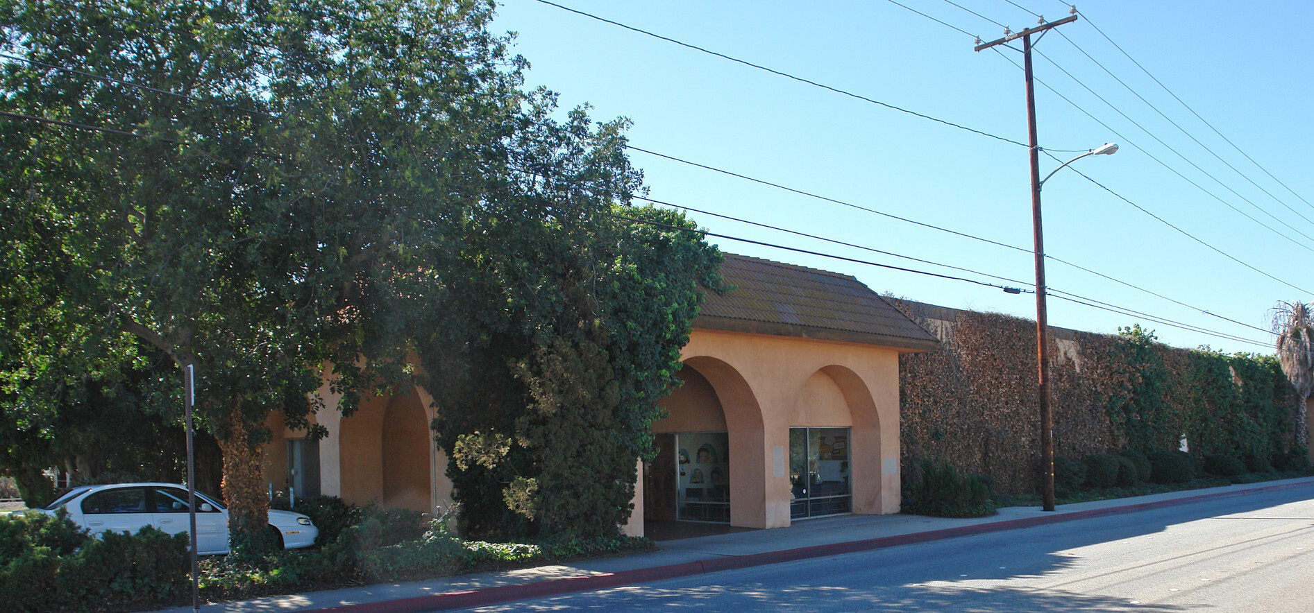 1330 Arrow Hwy, La Verne, CA 91750
