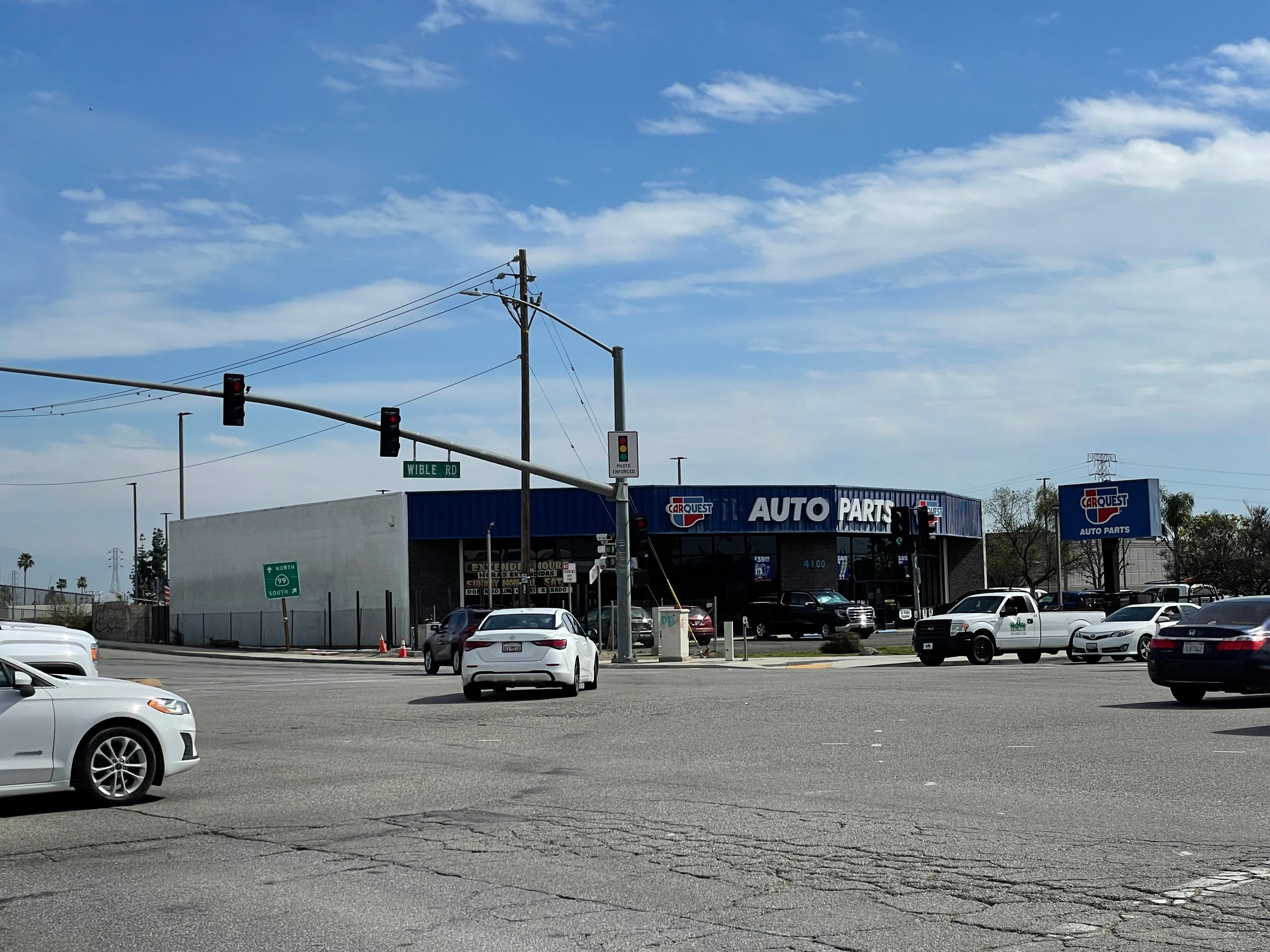 4100 Wible Rd, Bakersfield, CA 93313